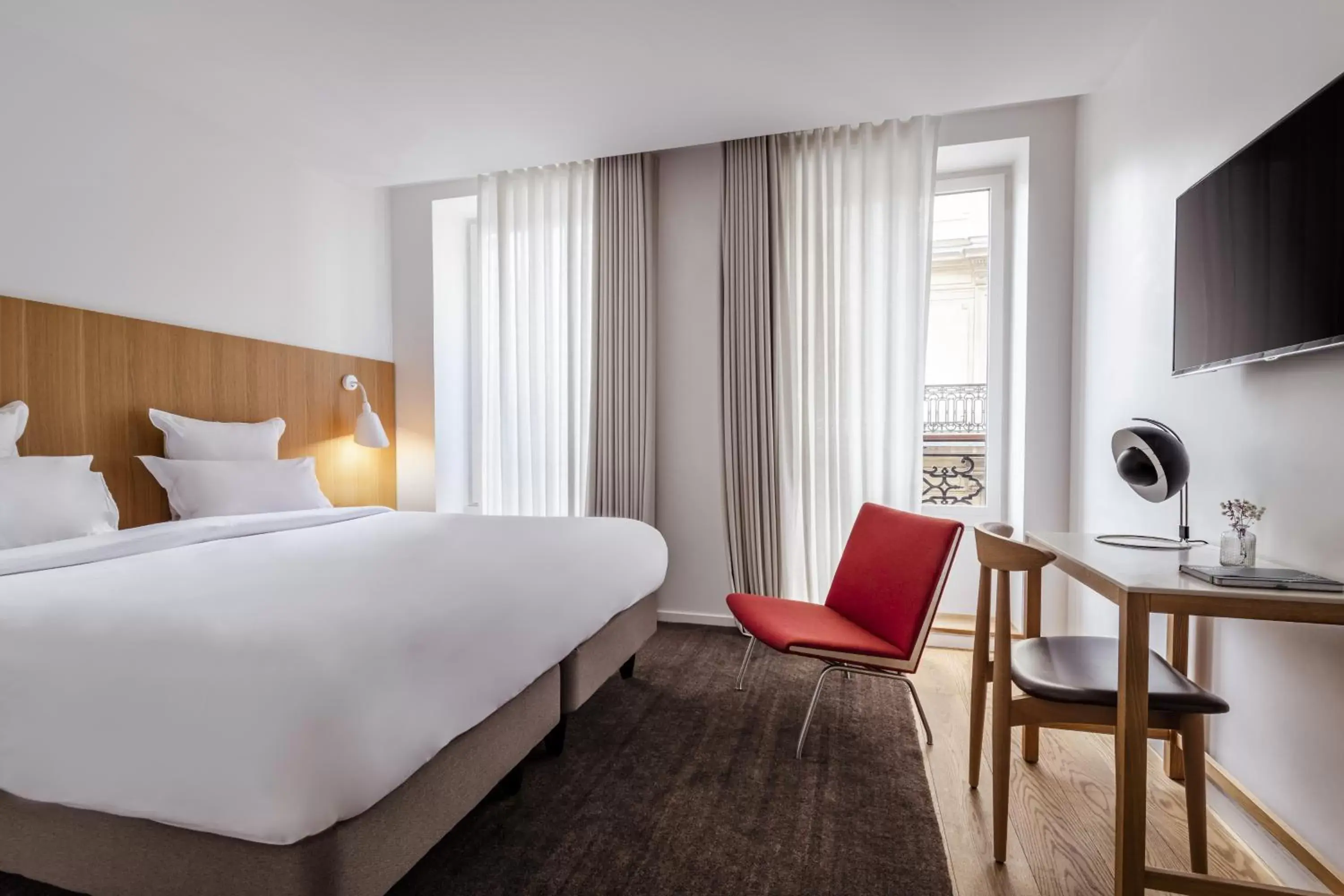 Photo of the whole room, Bed in 9Hotel Republique