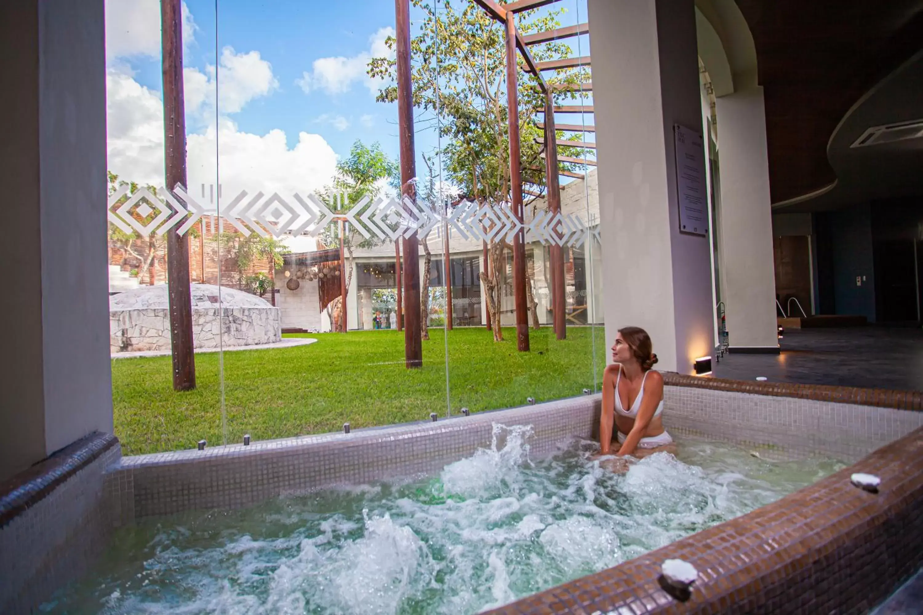 Spa and wellness centre/facilities in Mia Bacalar Luxury Resort & Spa