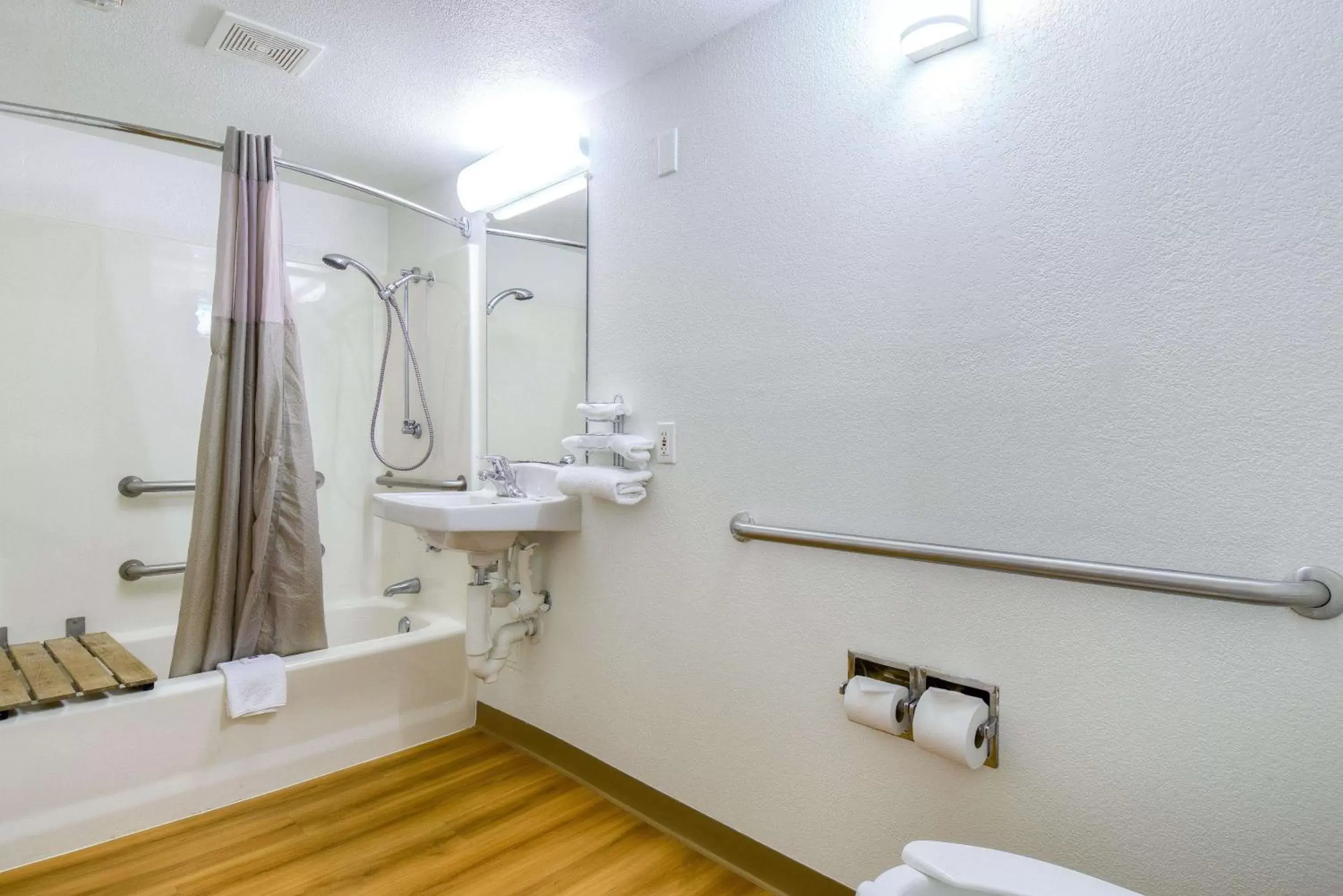 Toilet, Bathroom in Motel 6-Pomona, CA - Los Angeles