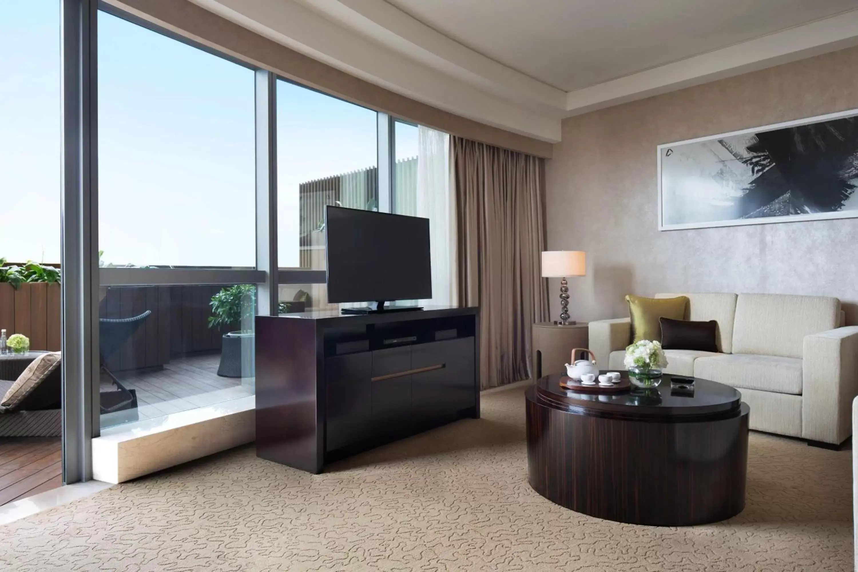 Living room, TV/Entertainment Center in JW Marriott Hotel Beijing Central