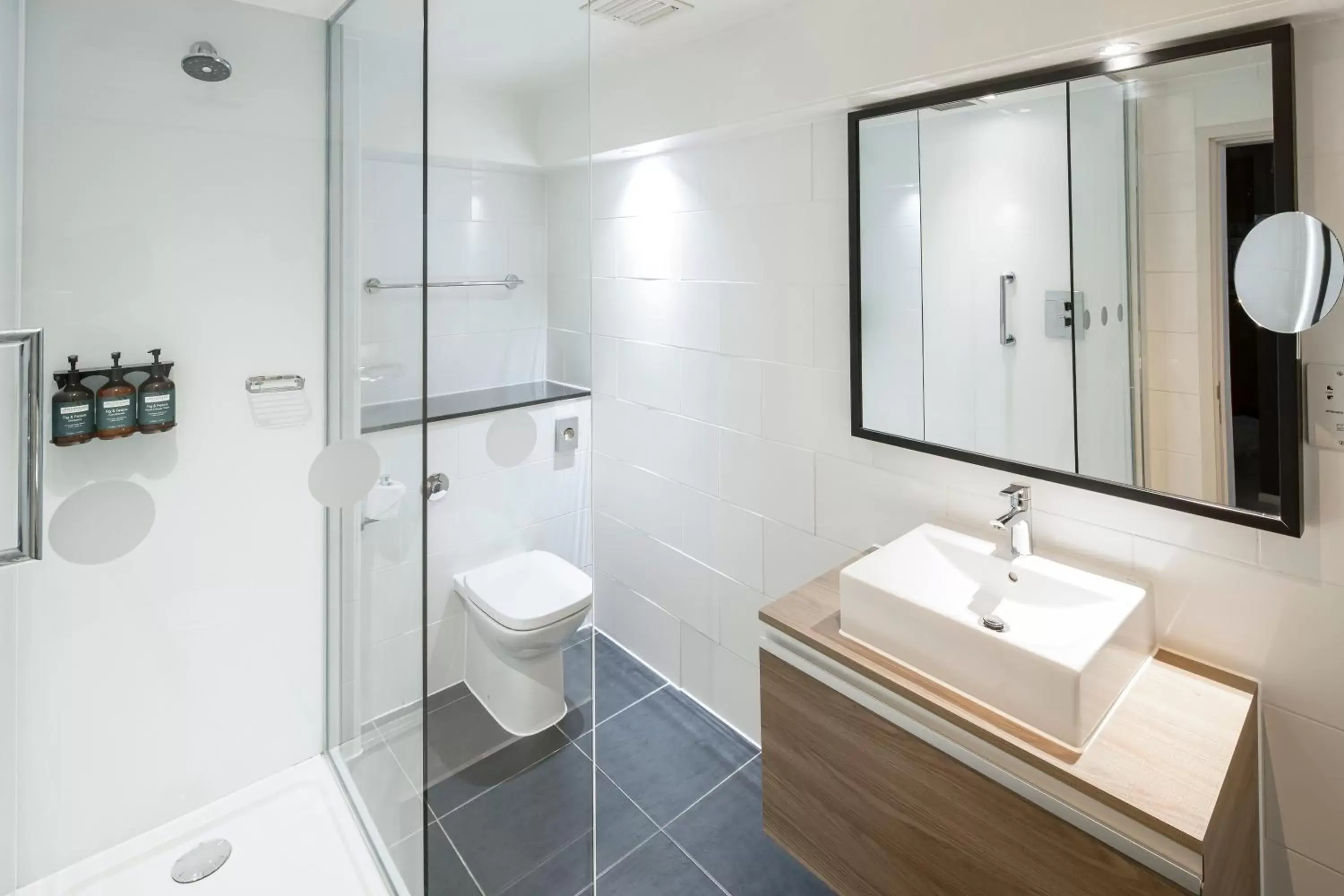 Bathroom in Crowne Plaza Solihull, an IHG Hotel