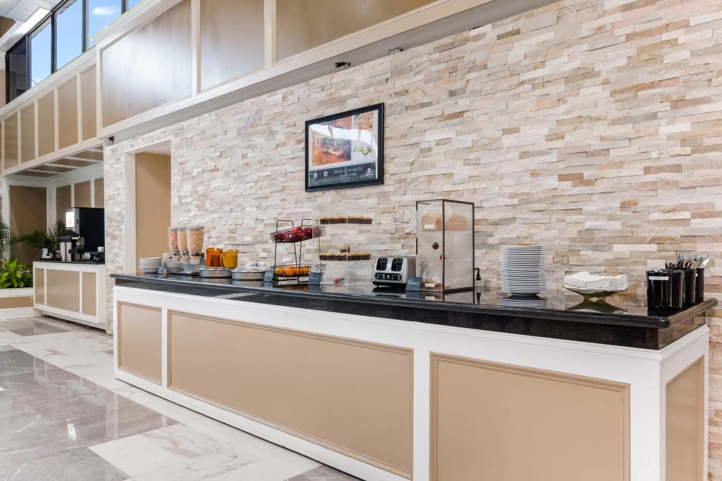 Breakfast in LeBossier Hotel Breakfast in LeBossier Hotel