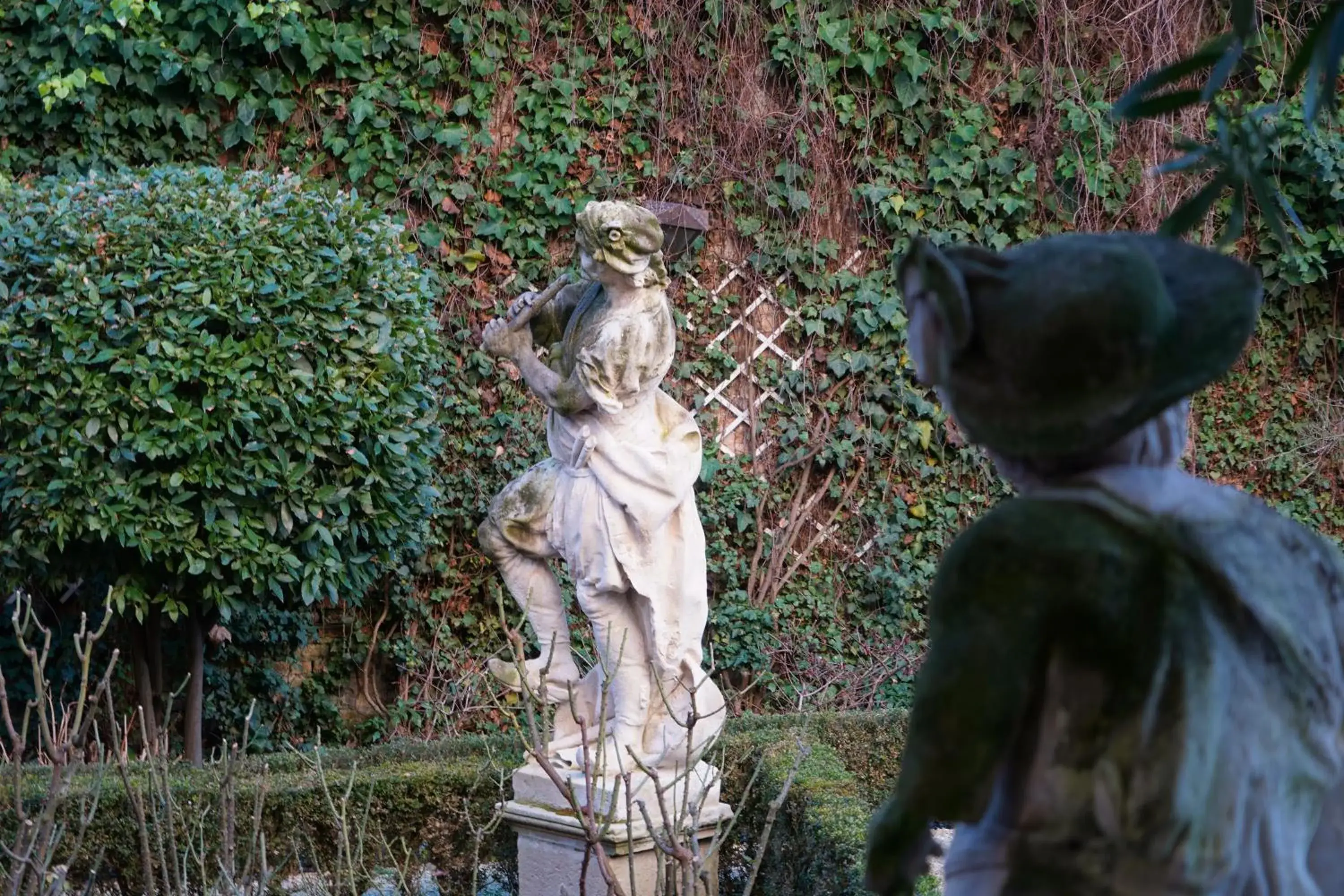 Garden view in Granda Sweet Suites Garden view in Granda Sweet Suites