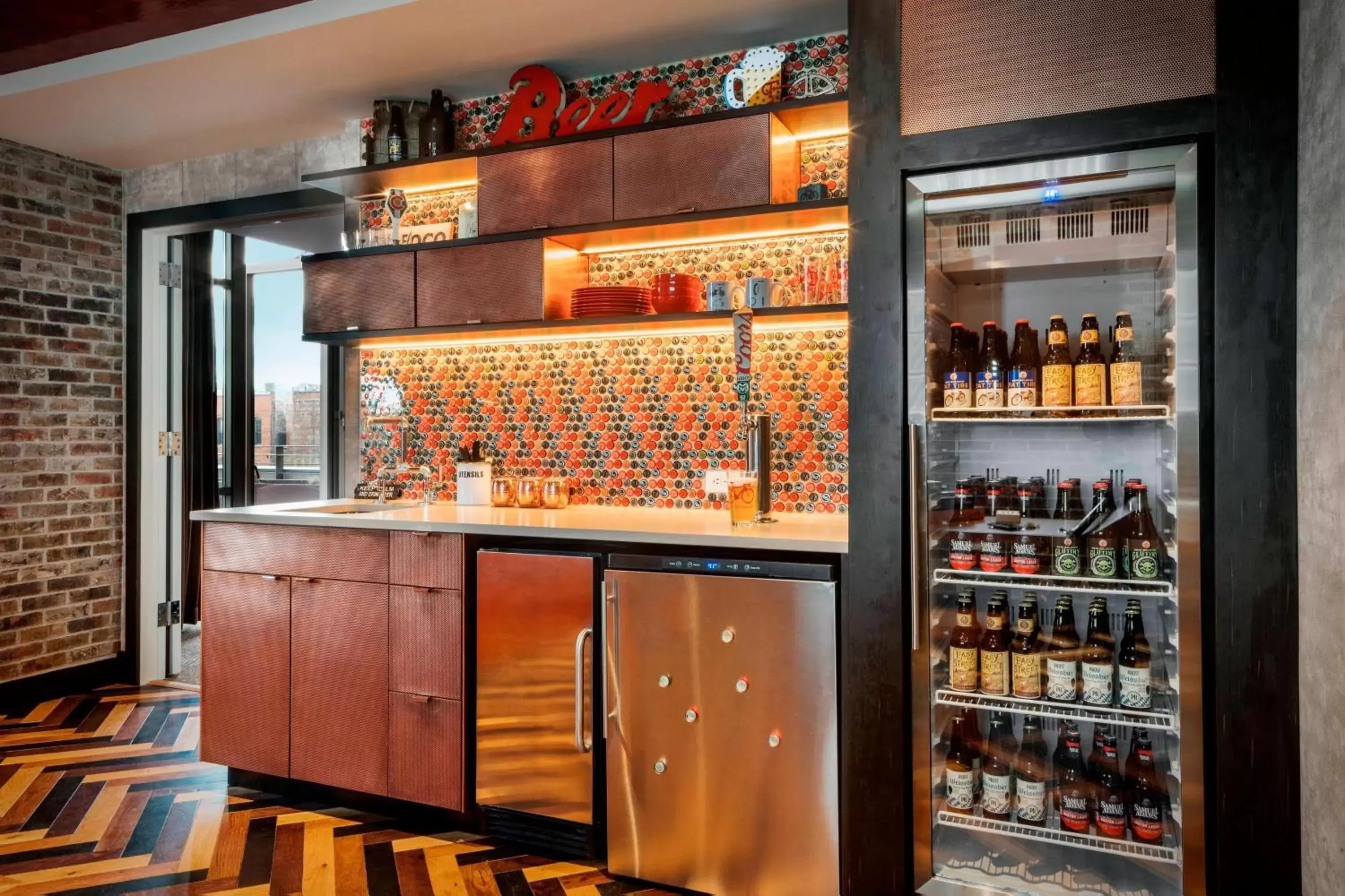 Kitchen or kitchenette in The Elizabeth Hotel, Autograph Collection