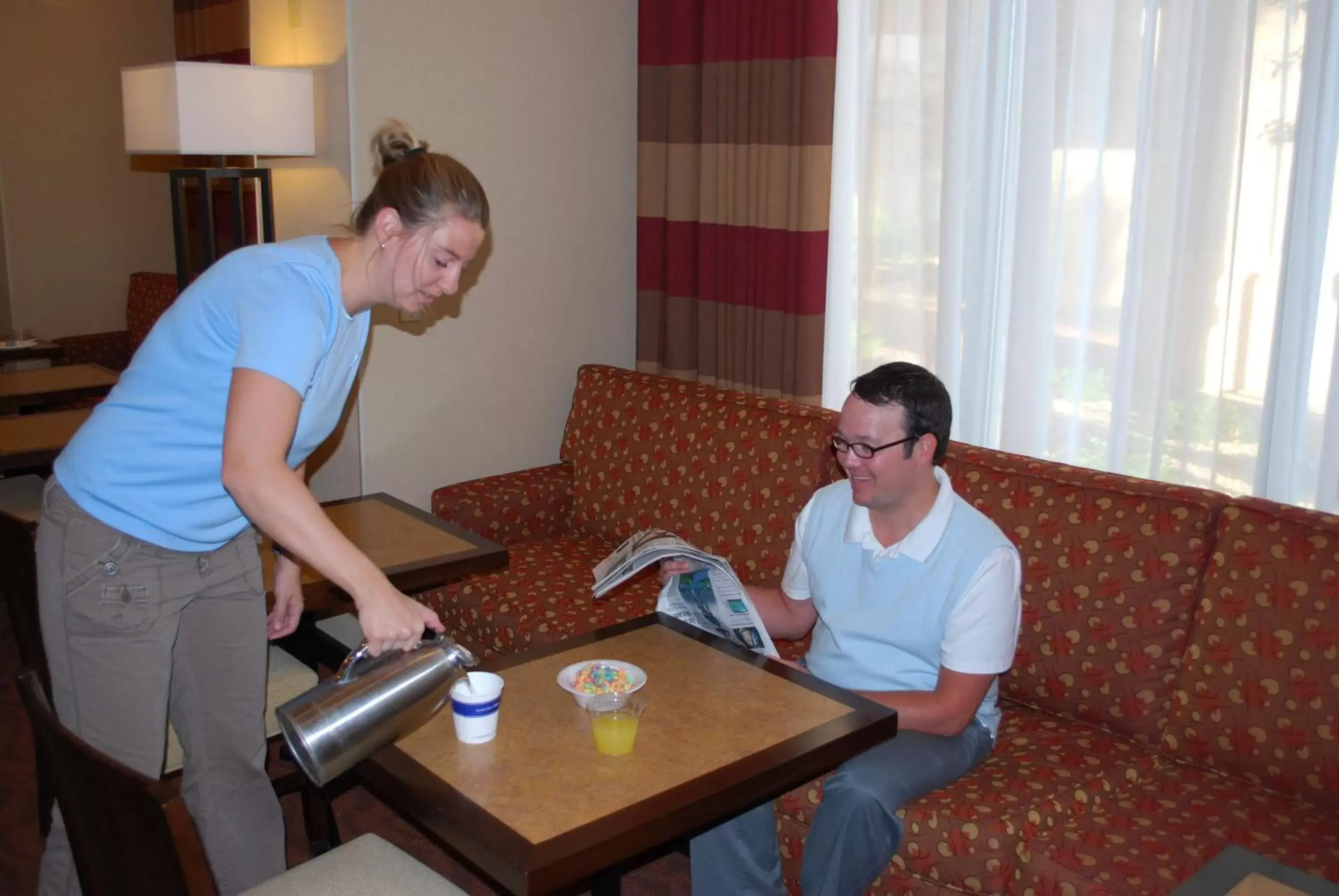 Dining area in Hampton Inn & Suites Phoenix/Gilbert