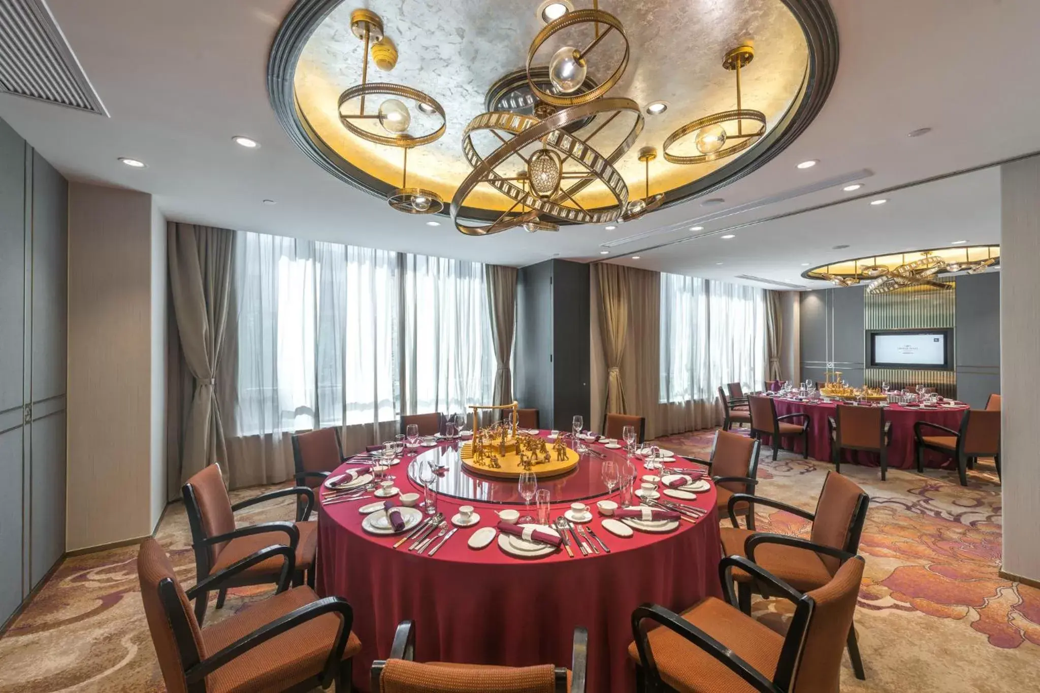 Restaurant/places to eat, Banquet Facilities in Crowne Plaza Shanghai, an IHG Hotel