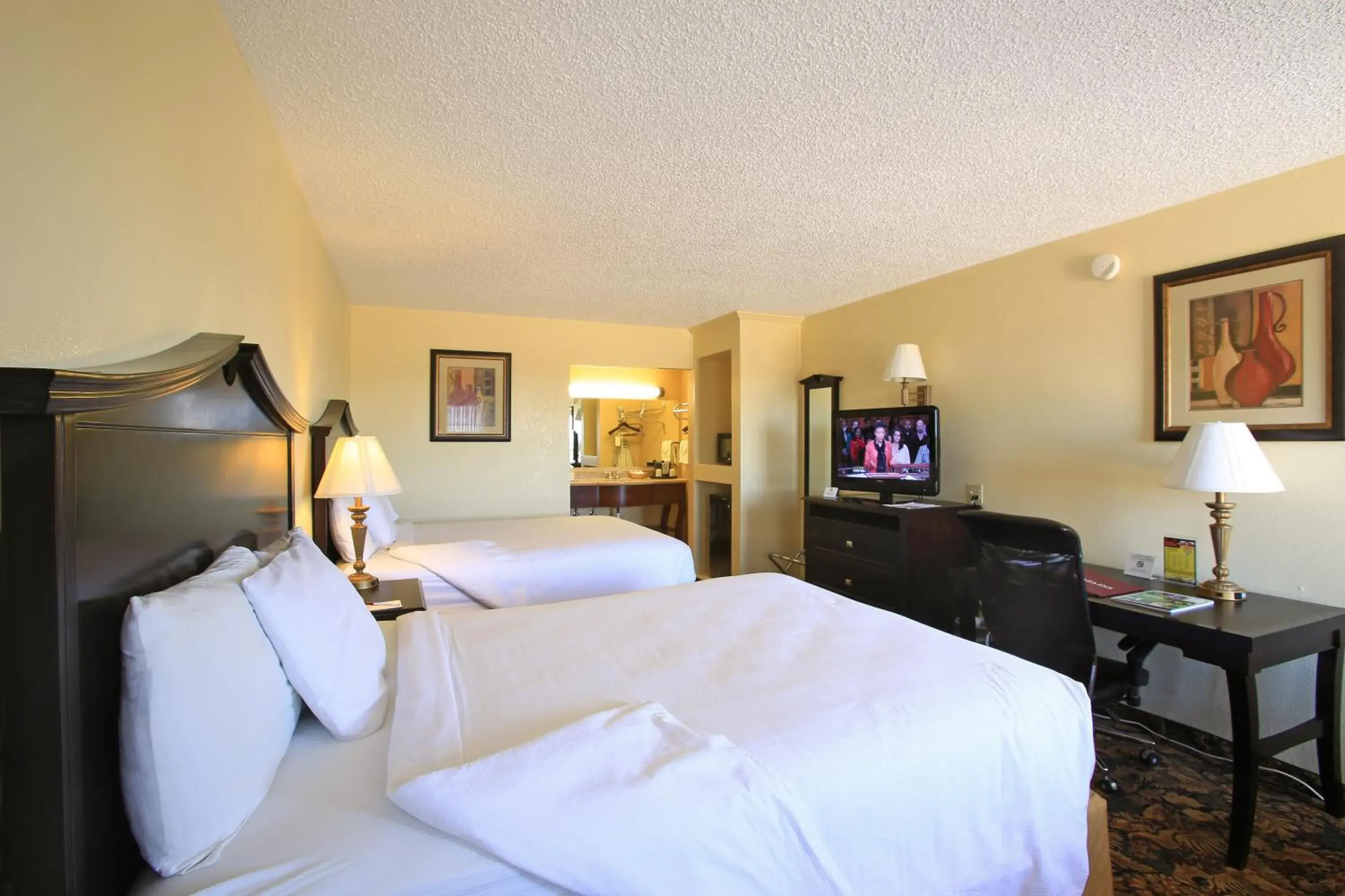 Bedroom in Plaza Inn Midland