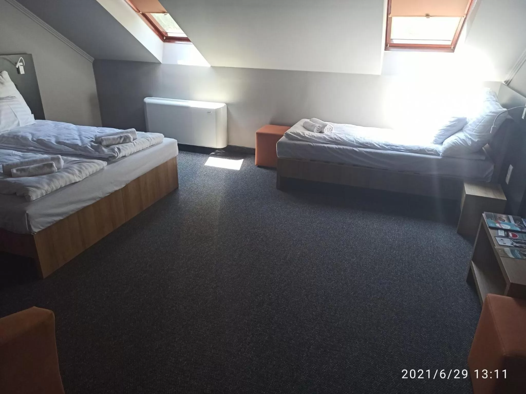 Photo of the whole room, Bed in Svájci Lak Panzió