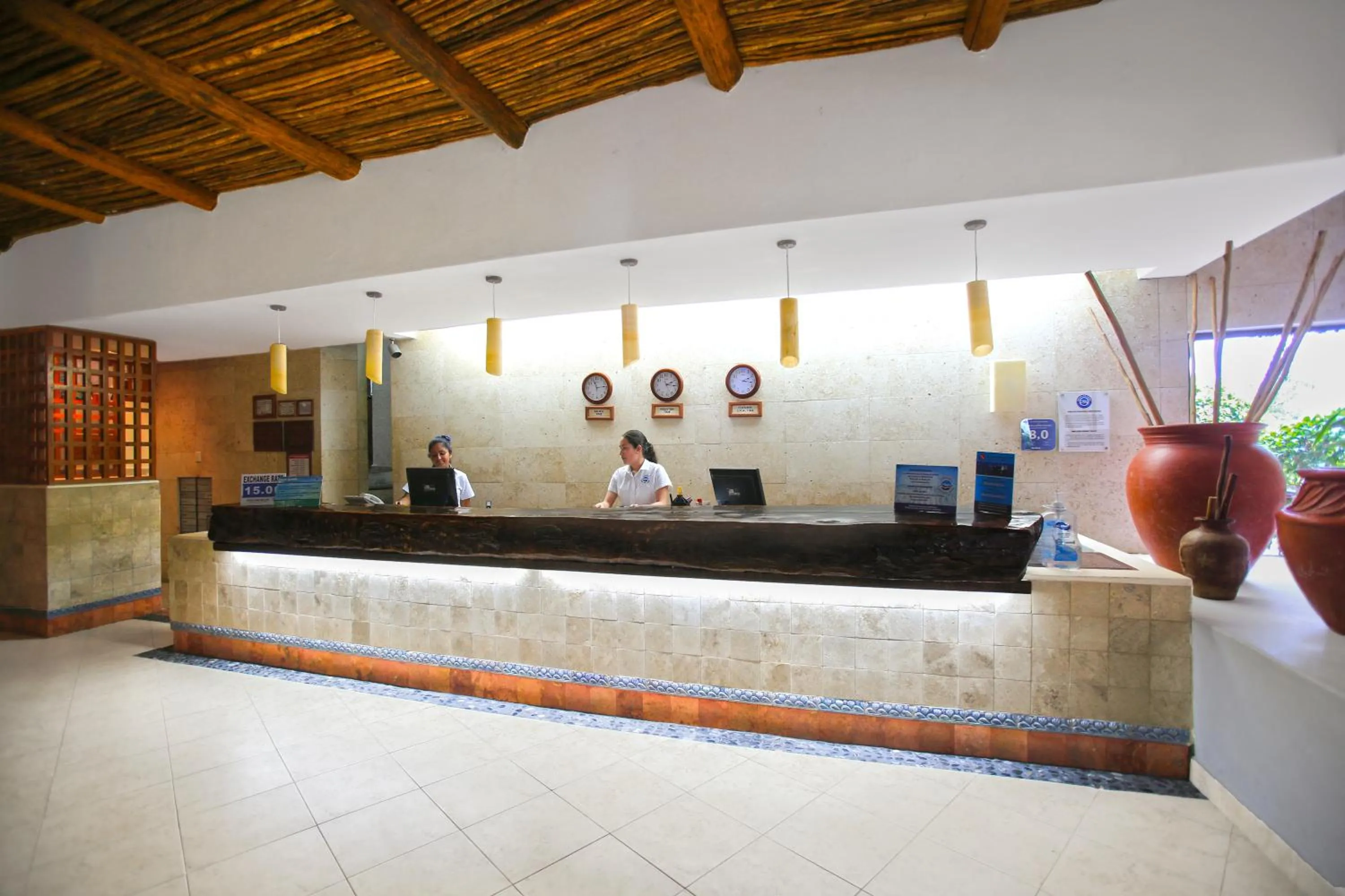 Lobby or reception in Casa del Mar Cozumel Hotel & Dive Resort with free access to an exclusive beach club