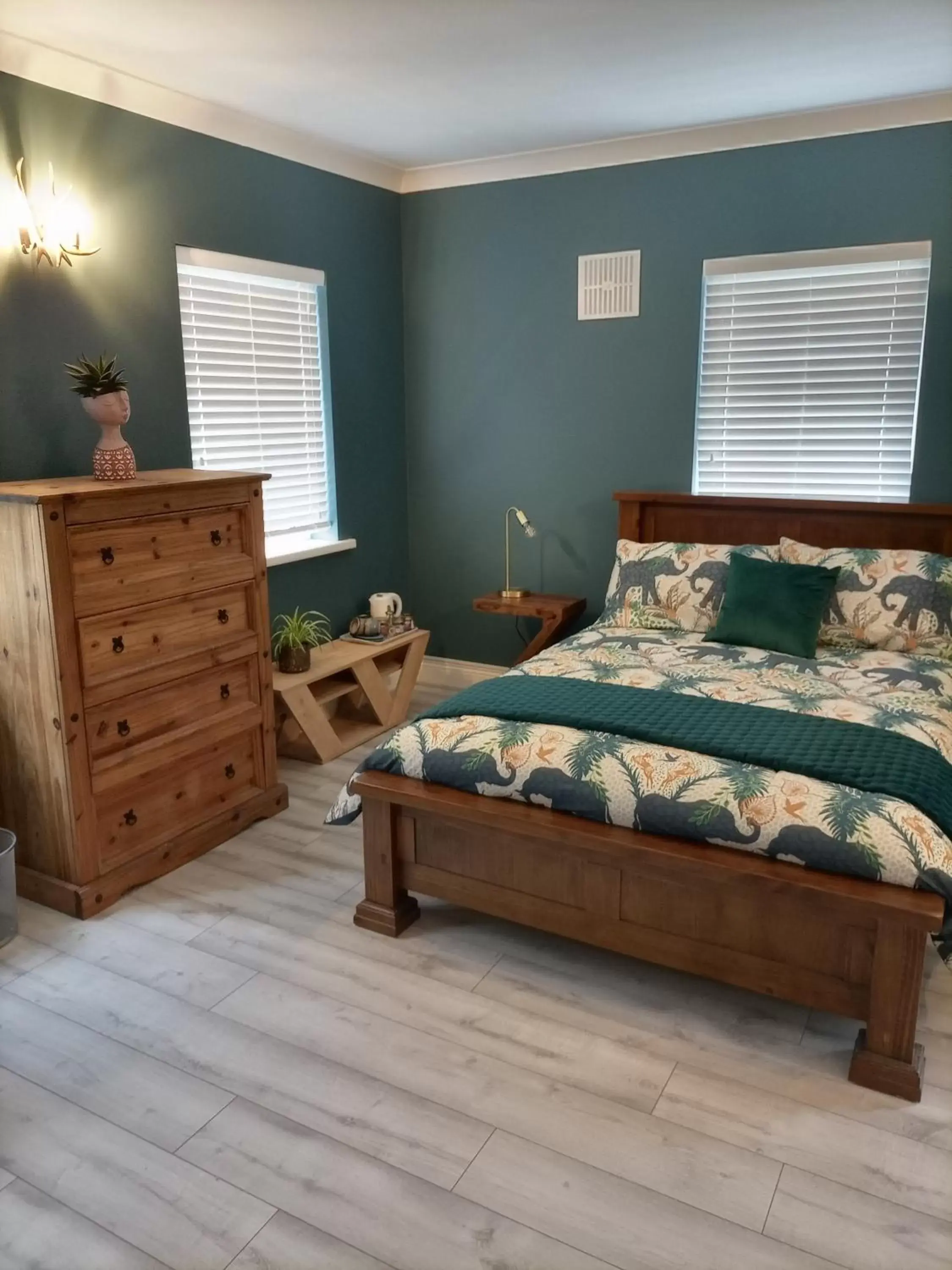 Bedroom, Bed in Applelea House