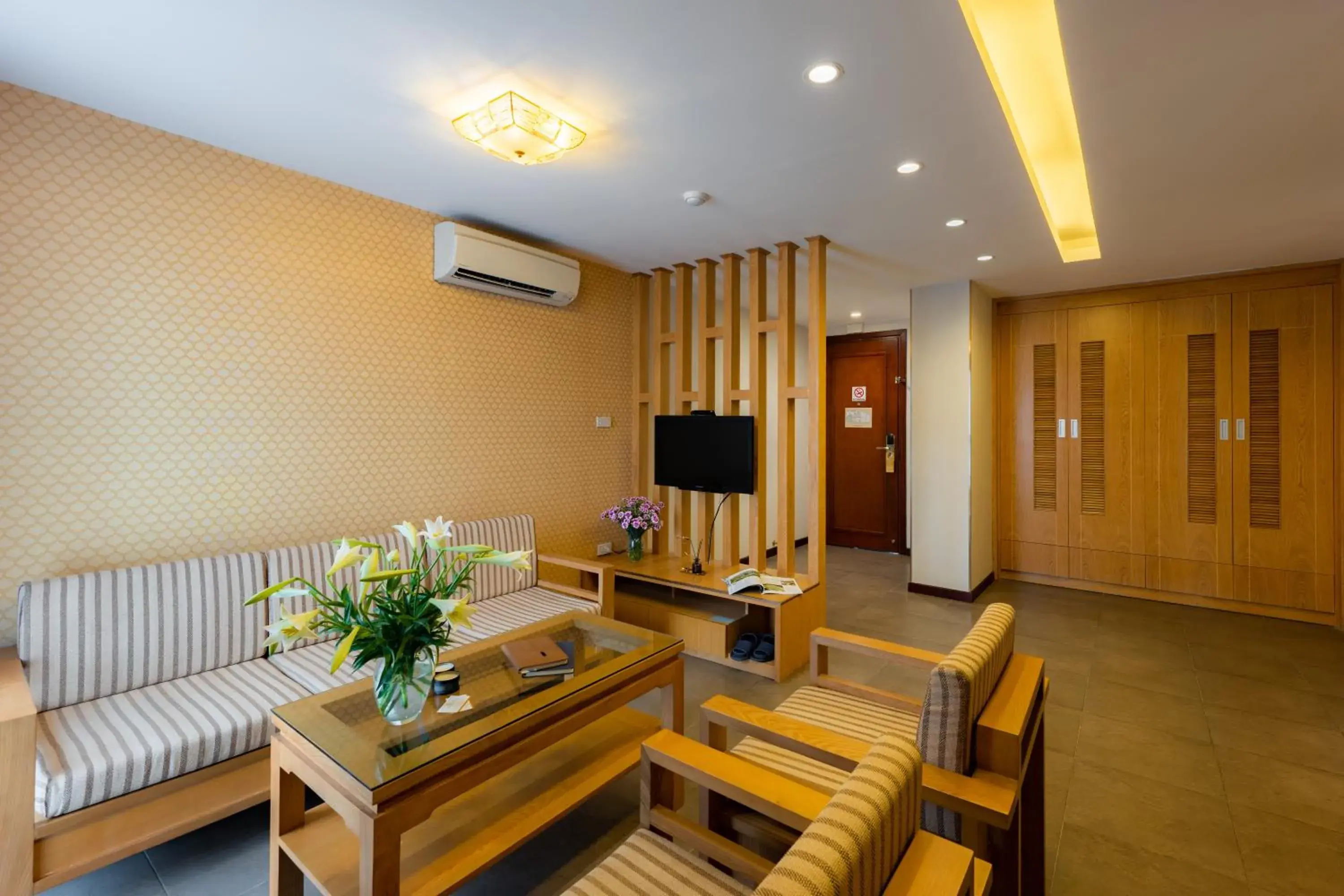 TV and multimedia, Seating Area in Riverside Hanoi Hotel