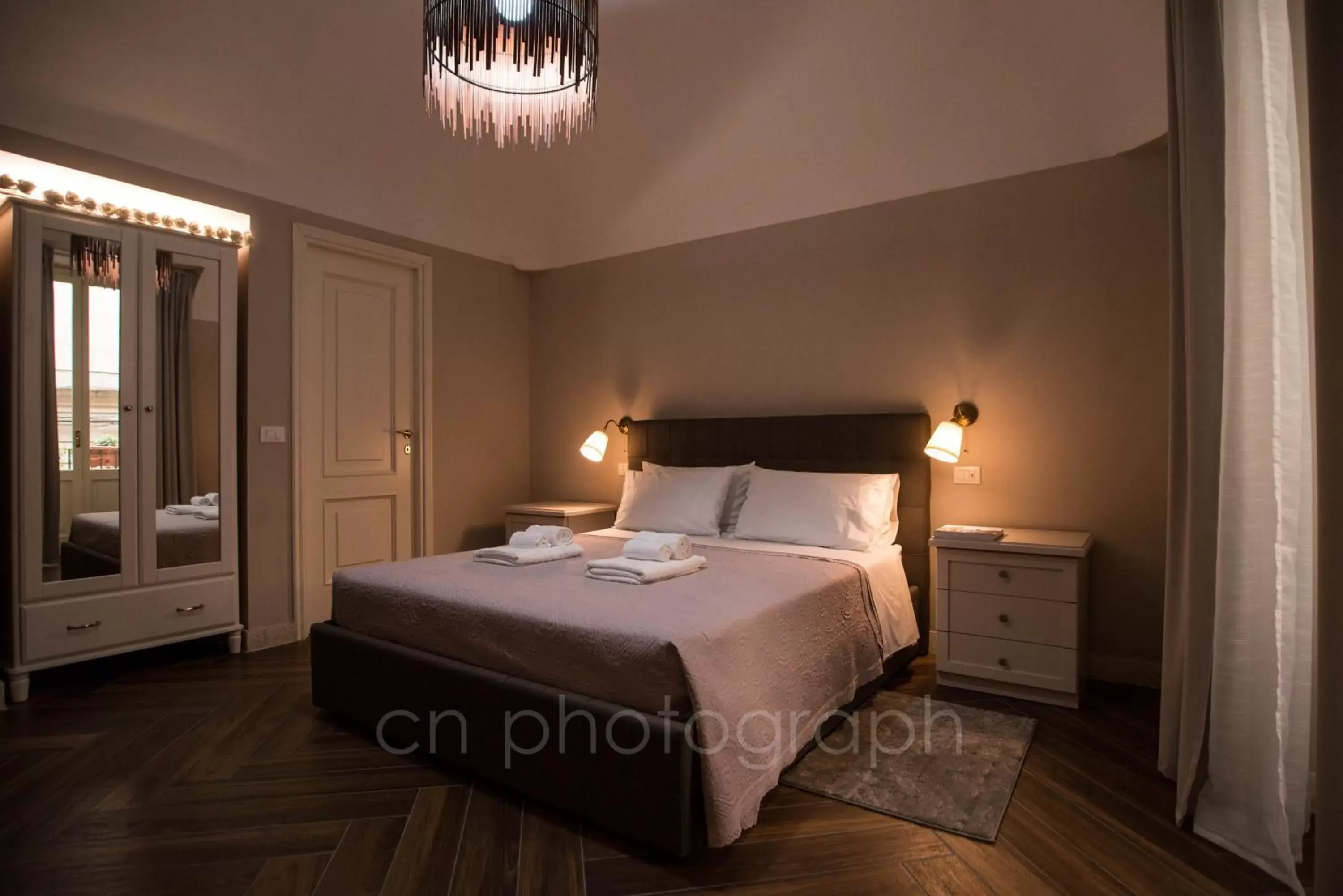 Photo of the whole room, Bed in La Dimora del Falconiere - Luxury Suites