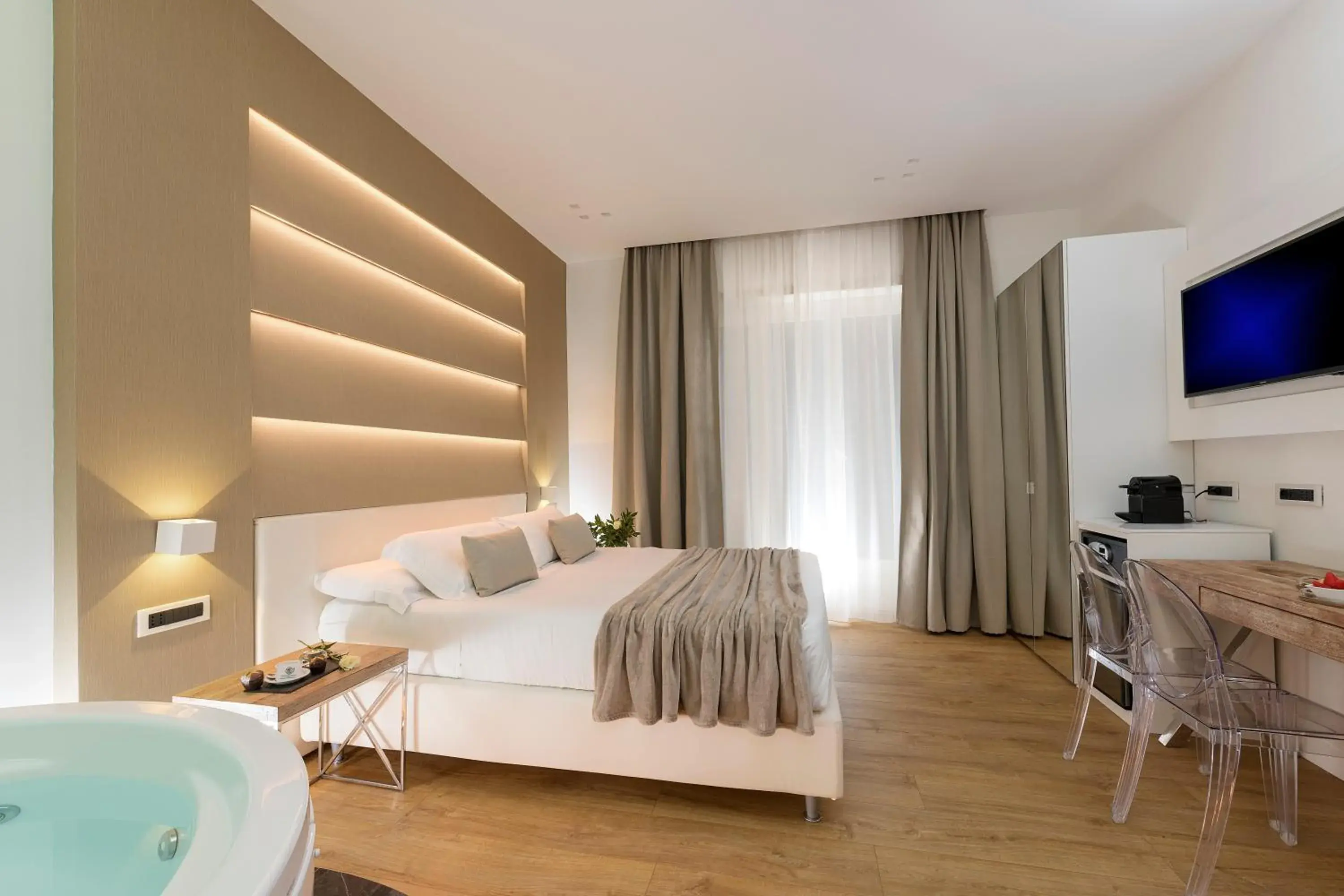 Bedroom, Bed in Vatican Style Bedroom, Bed in Vatican Style