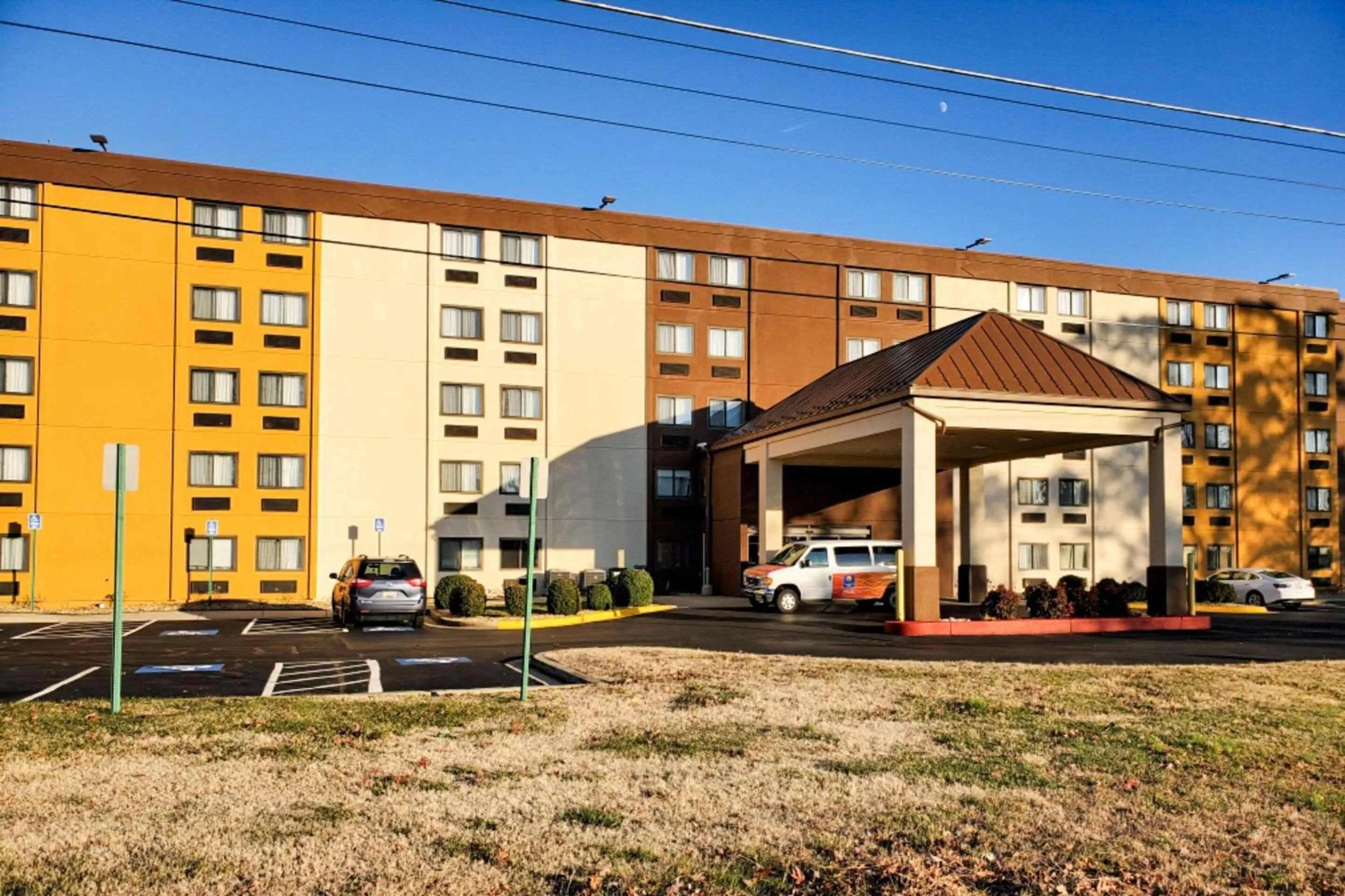 Property building in Comfort Inn Oxon Hill