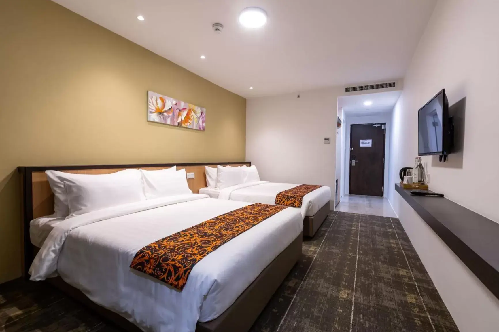 Bed in Hotel 7 Suria