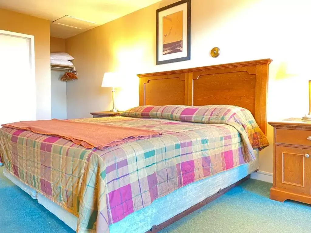 Bed in Ceilidh Country Lodge