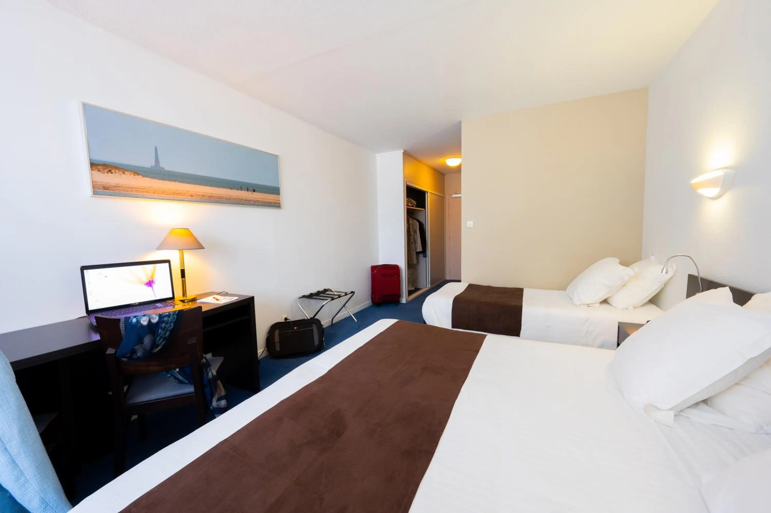 Bed in Hôtel & Restaurant des Remparts