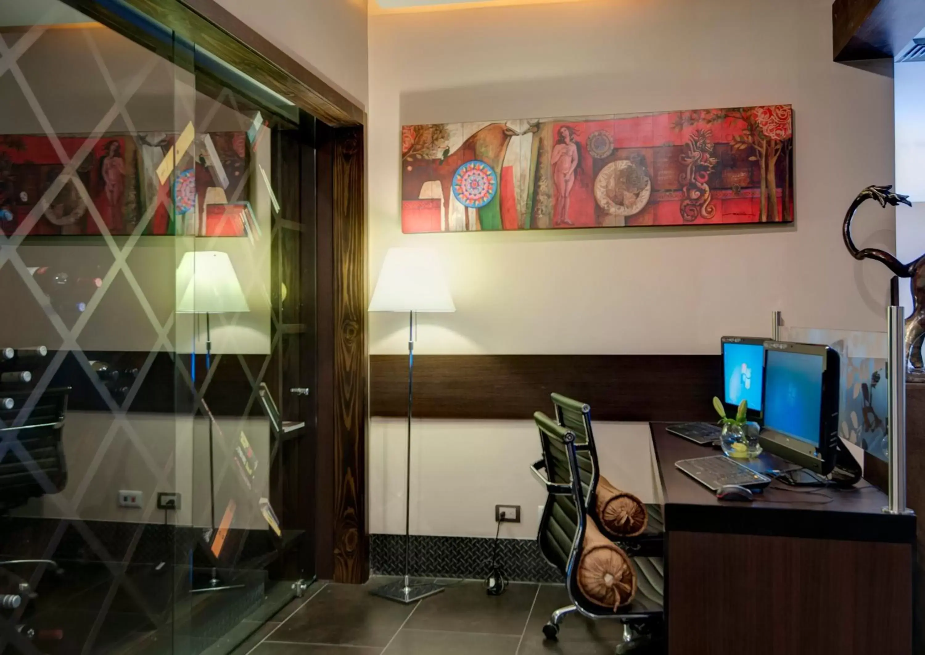 Business facilities in Studio Hotel Boutique