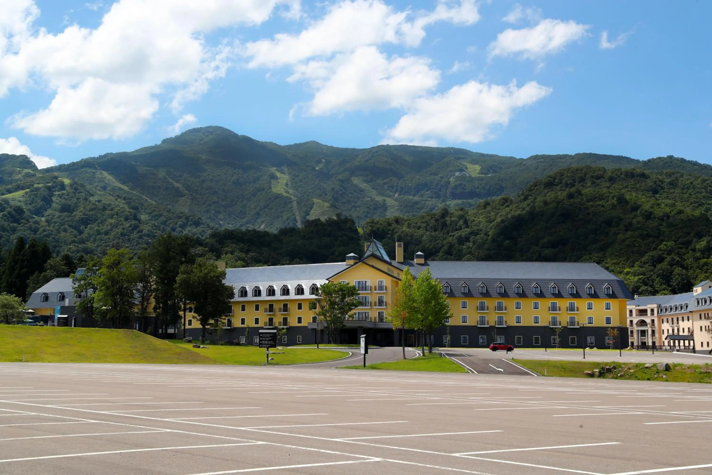 Property building in Lotte Arai Resort