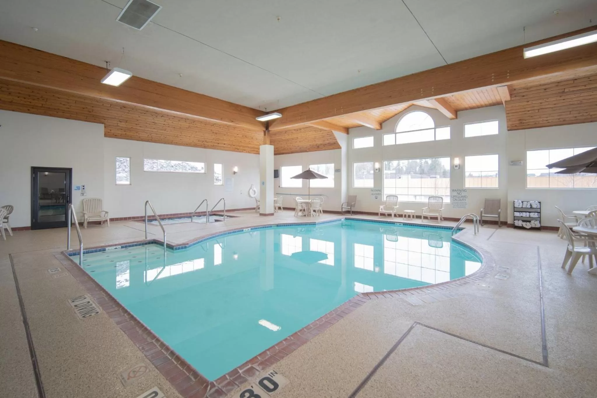 Swimming pool in Holiday Inn Express Houghton-Keweenaw by IHG