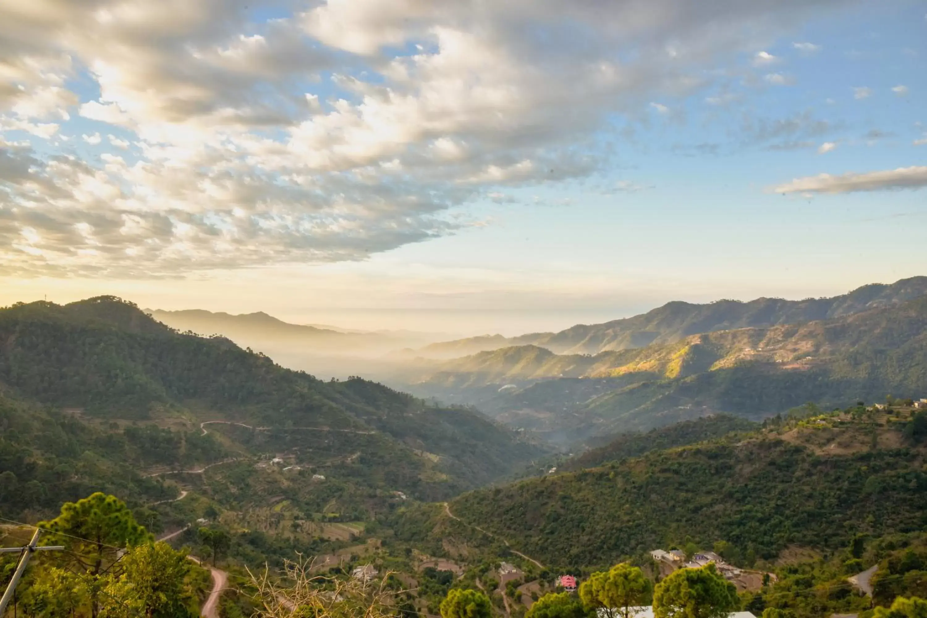 Property building, Natural Landscape in Fortune Select Forest Hill, Mahiya, Kasauli - Member ITC's Hotel Group Property building, Natural Landscape in Fortune Select Forest Hill, Mahiya, Kasauli - Member ITC's Hotel Group