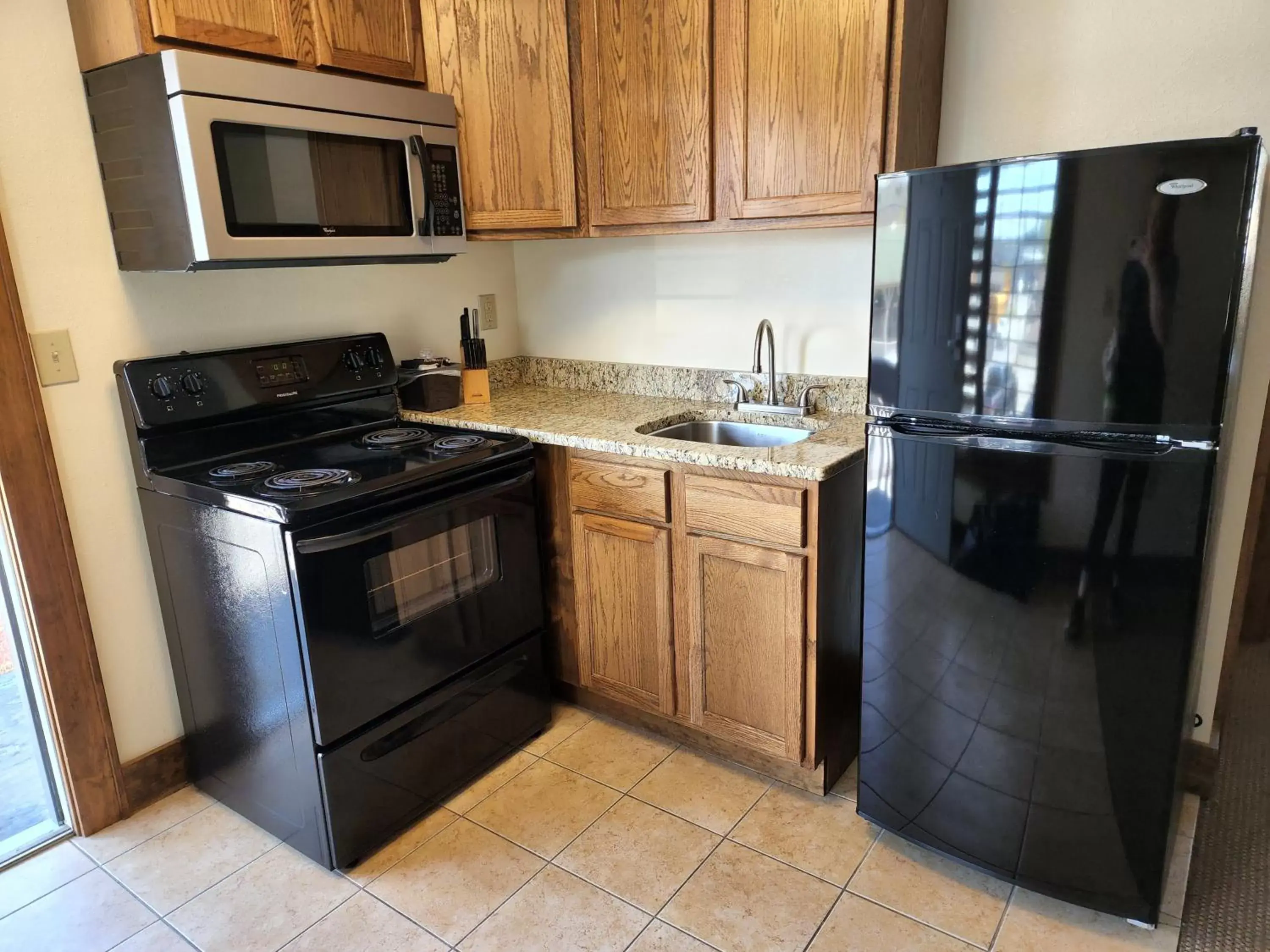 Kitchen or kitchenette, Kitchen/Kitchenette in The Inn at Shady Lawn