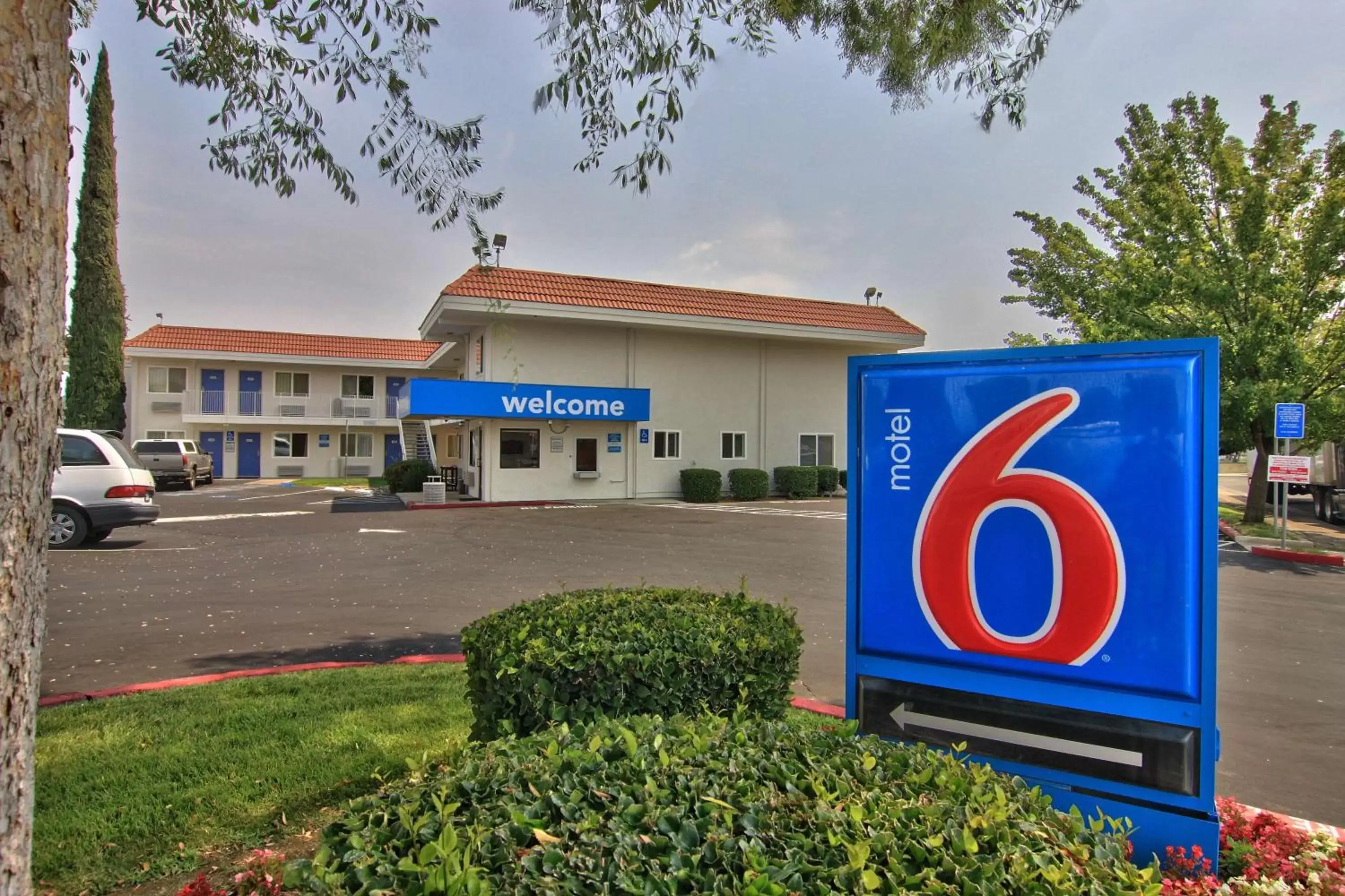 Property building in Motel 6-Sacramento, CA - North