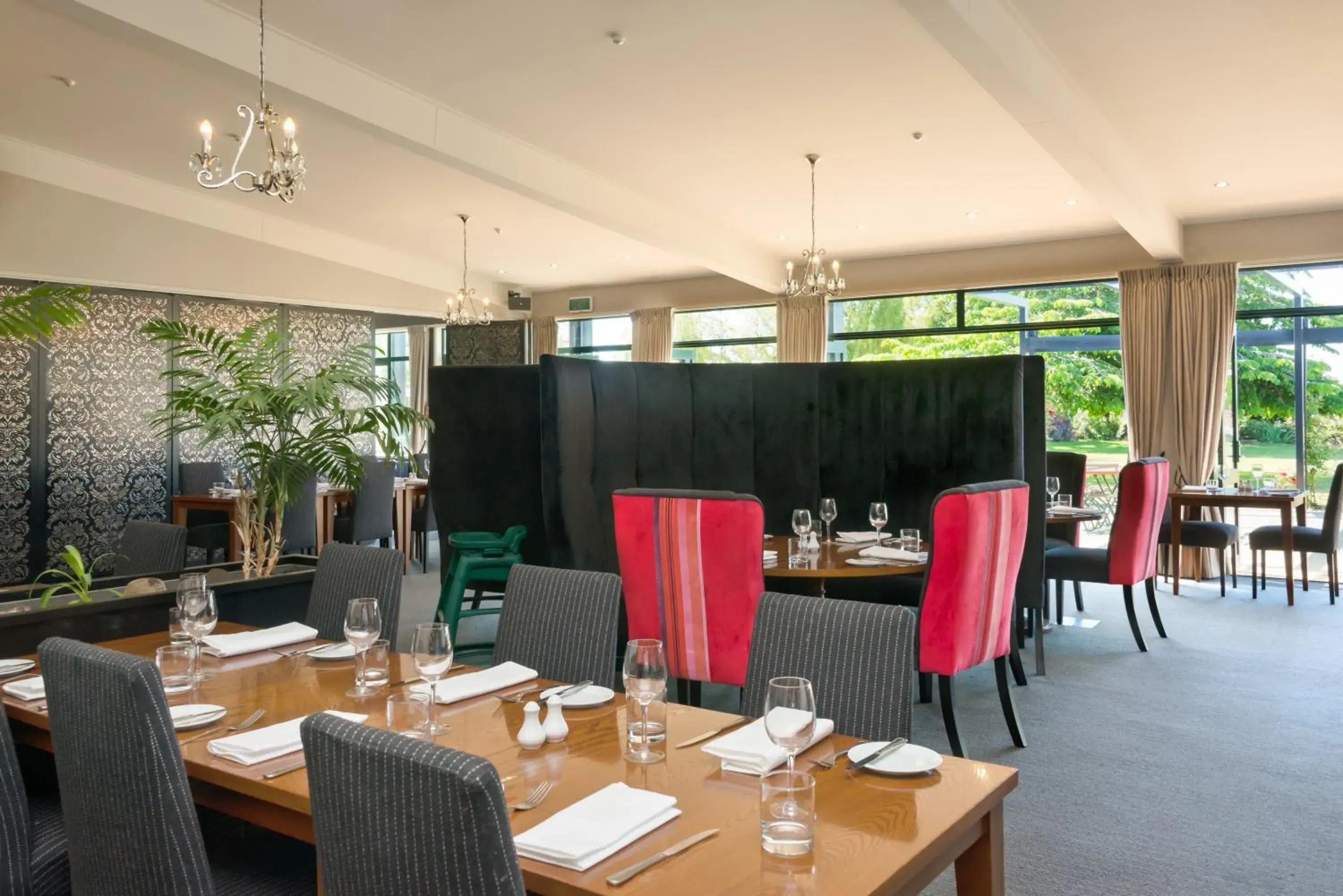 Restaurant/Places to Eat in Heartland Hotel Croydon