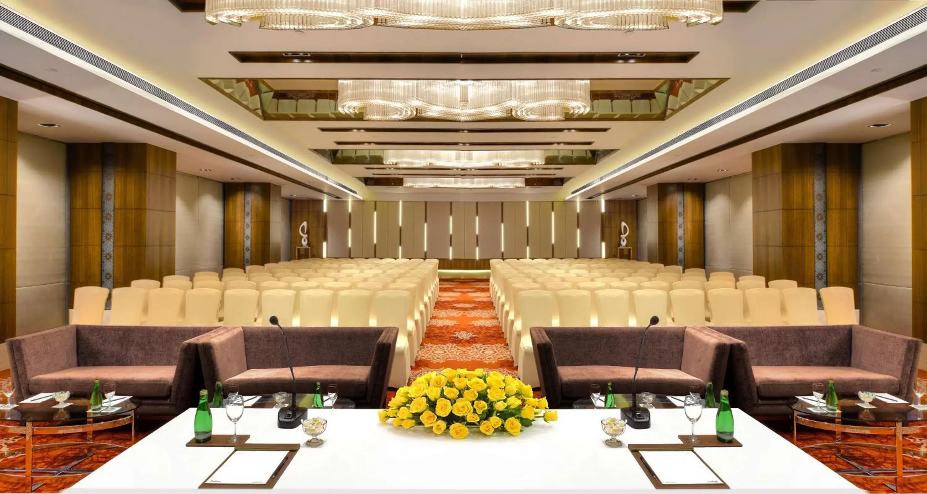 Banquet/Function facilities, Business Area/Conference Room in Radisson Gwalior