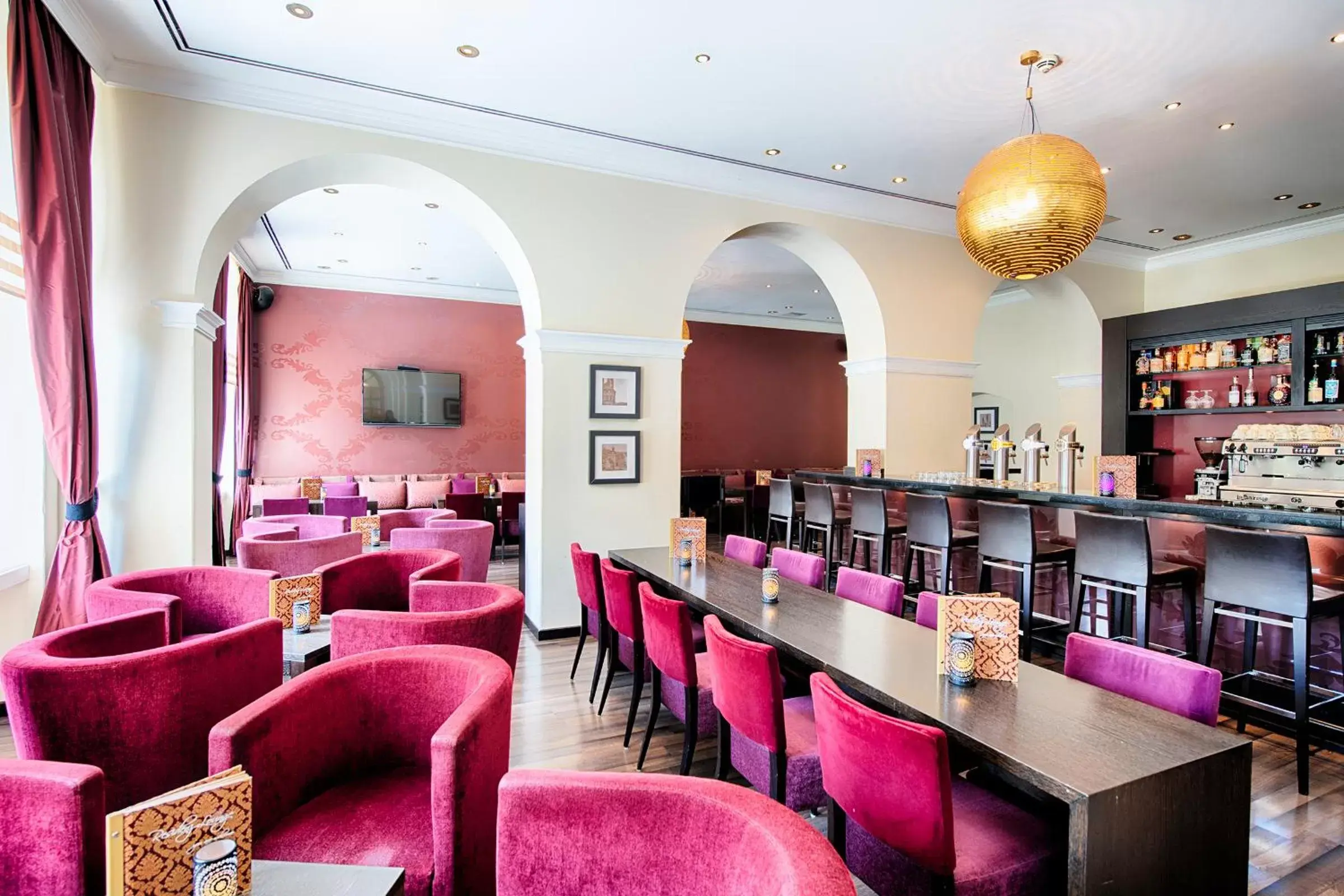 Lounge or bar, Restaurant/Places to Eat in Welcome Hotel Residenzschloss Bamberg