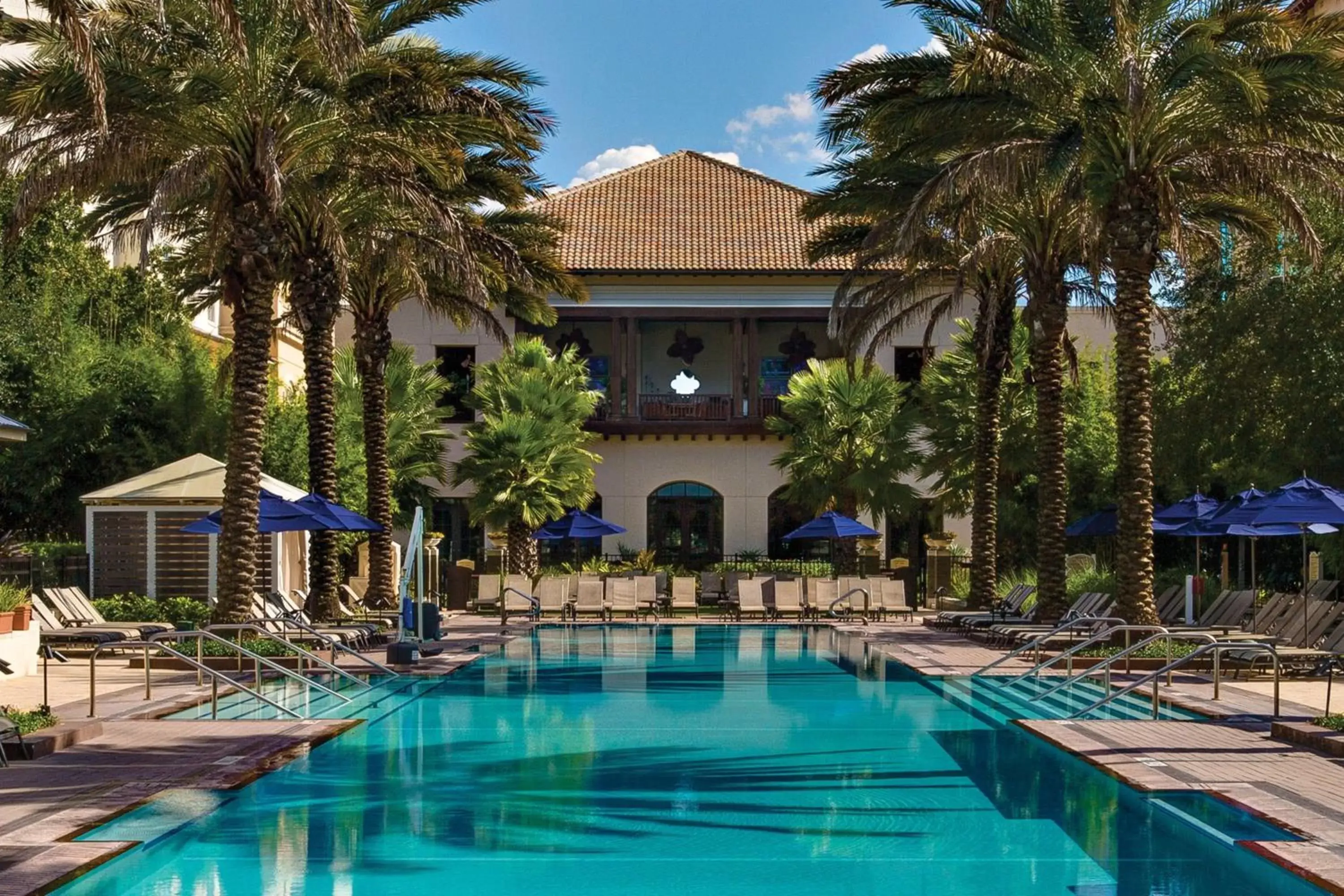Swimming Pool in Gaylord Palms Resort & Convention Center