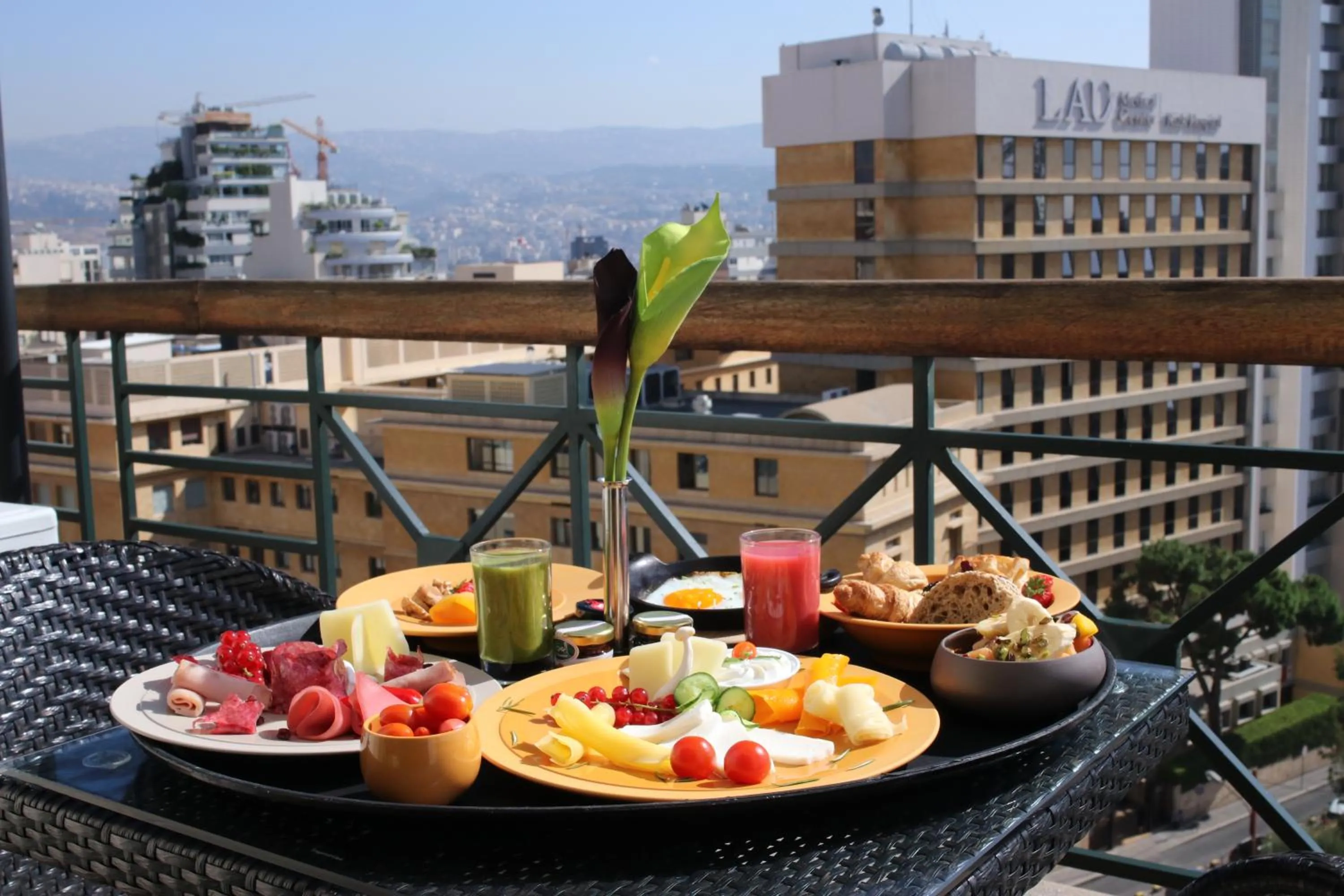 Breakfast in ParkTower Suites