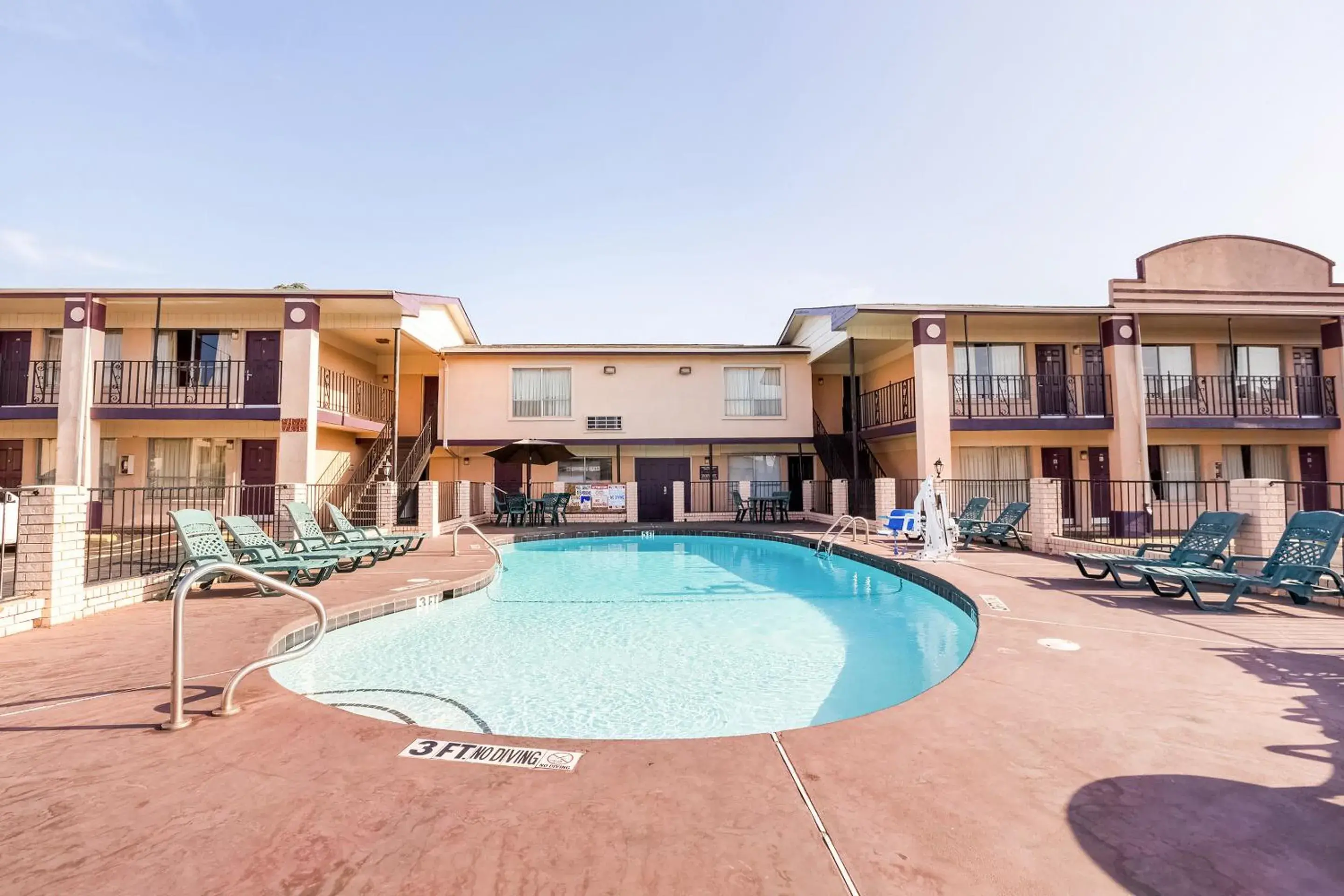 Pool view, Swimming Pool in OYO Hotel Texarkana North Heights AR Hwy I-30