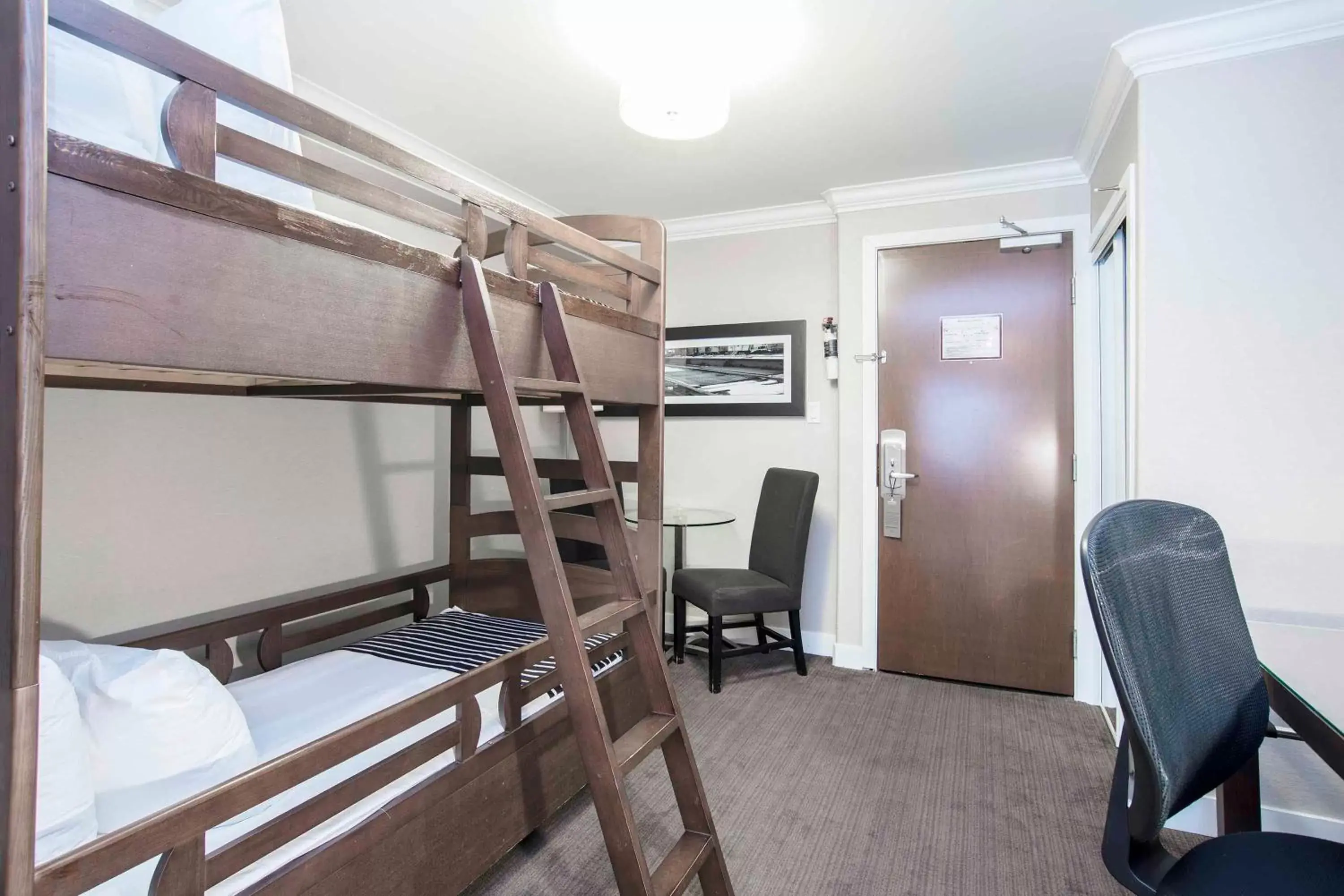Photo of the whole room, Bunk Bed in Sandman Signature Prince George Hotel