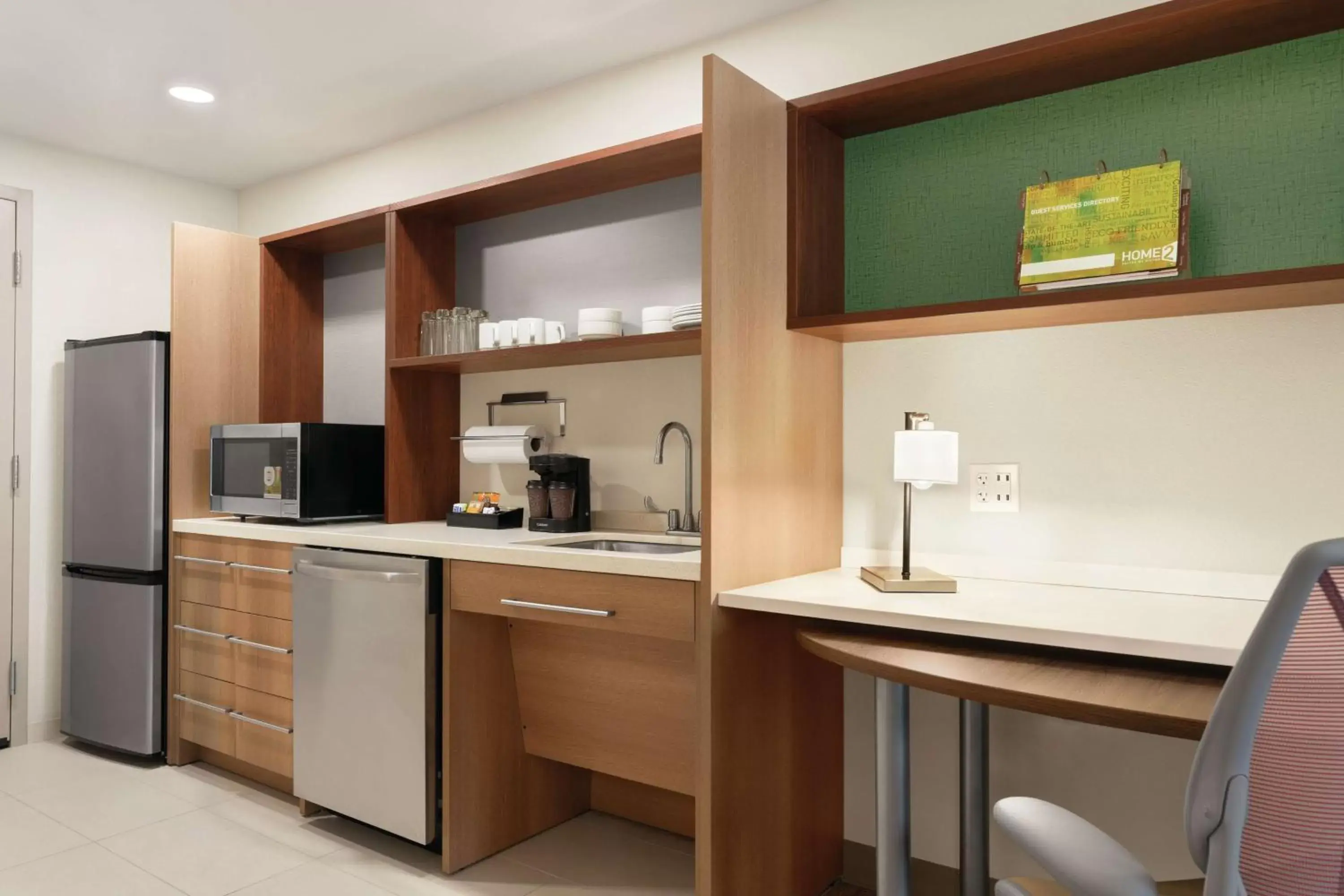 Bedroom, Kitchen/Kitchenette in Home2 Suites By Hilton Lancaster