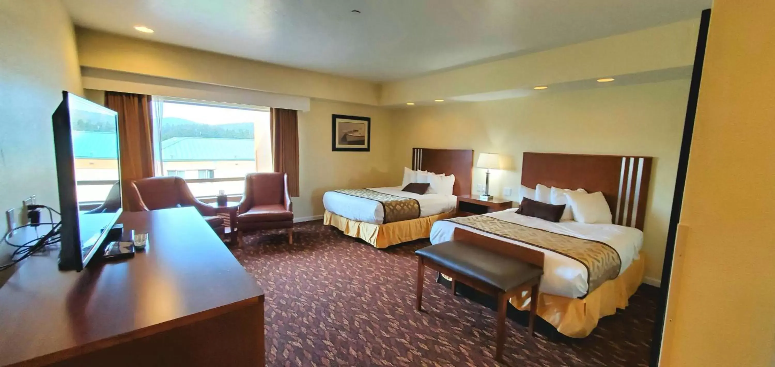 Photo of the whole room in Best Western Plus Northwoods Inn