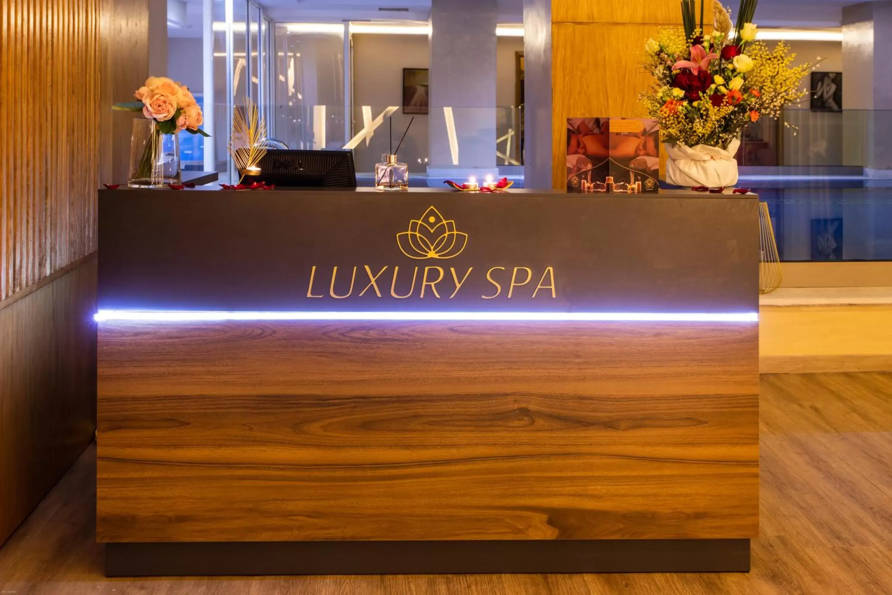 Spa and wellness centre/facilities in Le Zenith Hotel & Spa