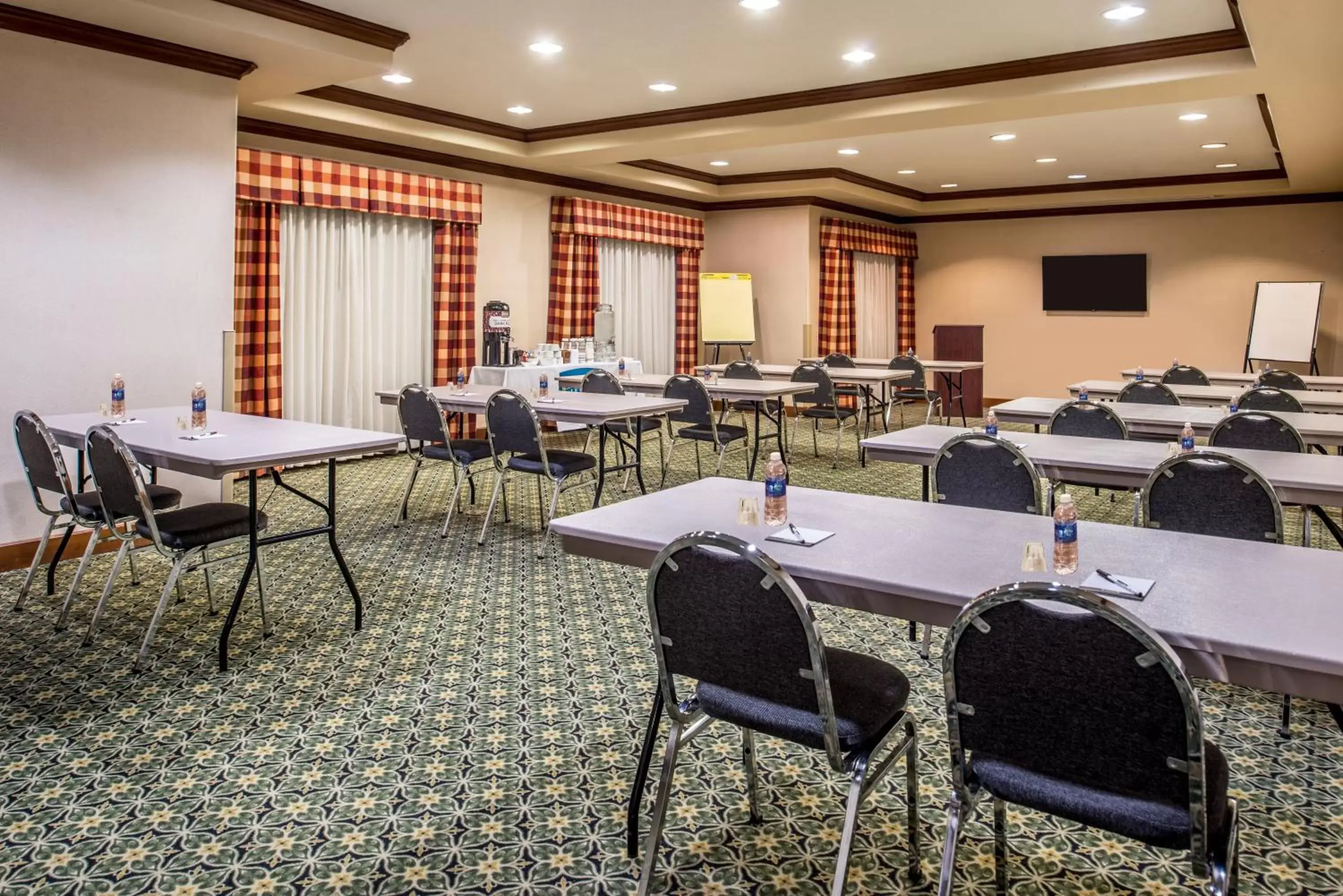 Meeting/conference room, Business Area/Conference Room in Staybridge Suites Las Cruces, an IHG Hotel