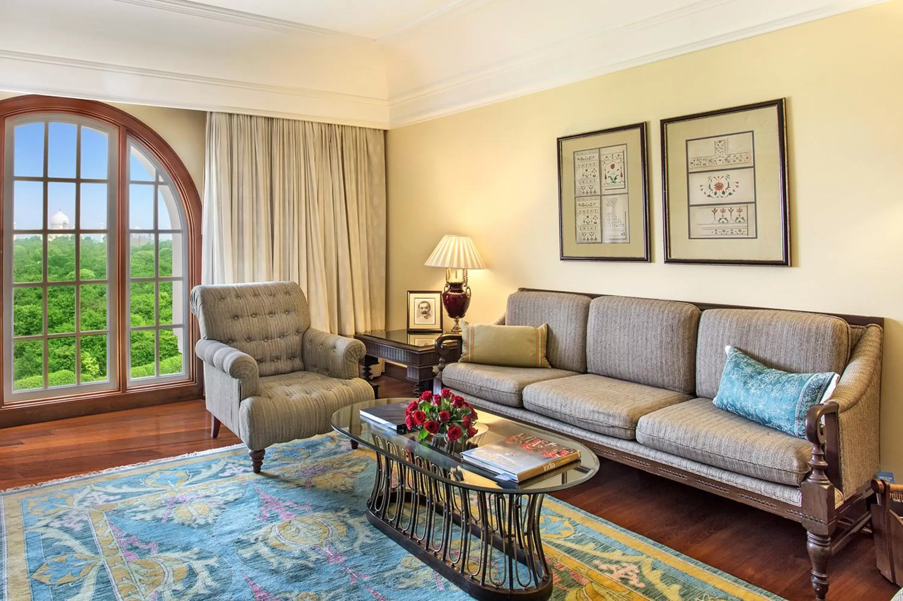 Living room, Seating Area in The Oberoi Amarvilas Agra