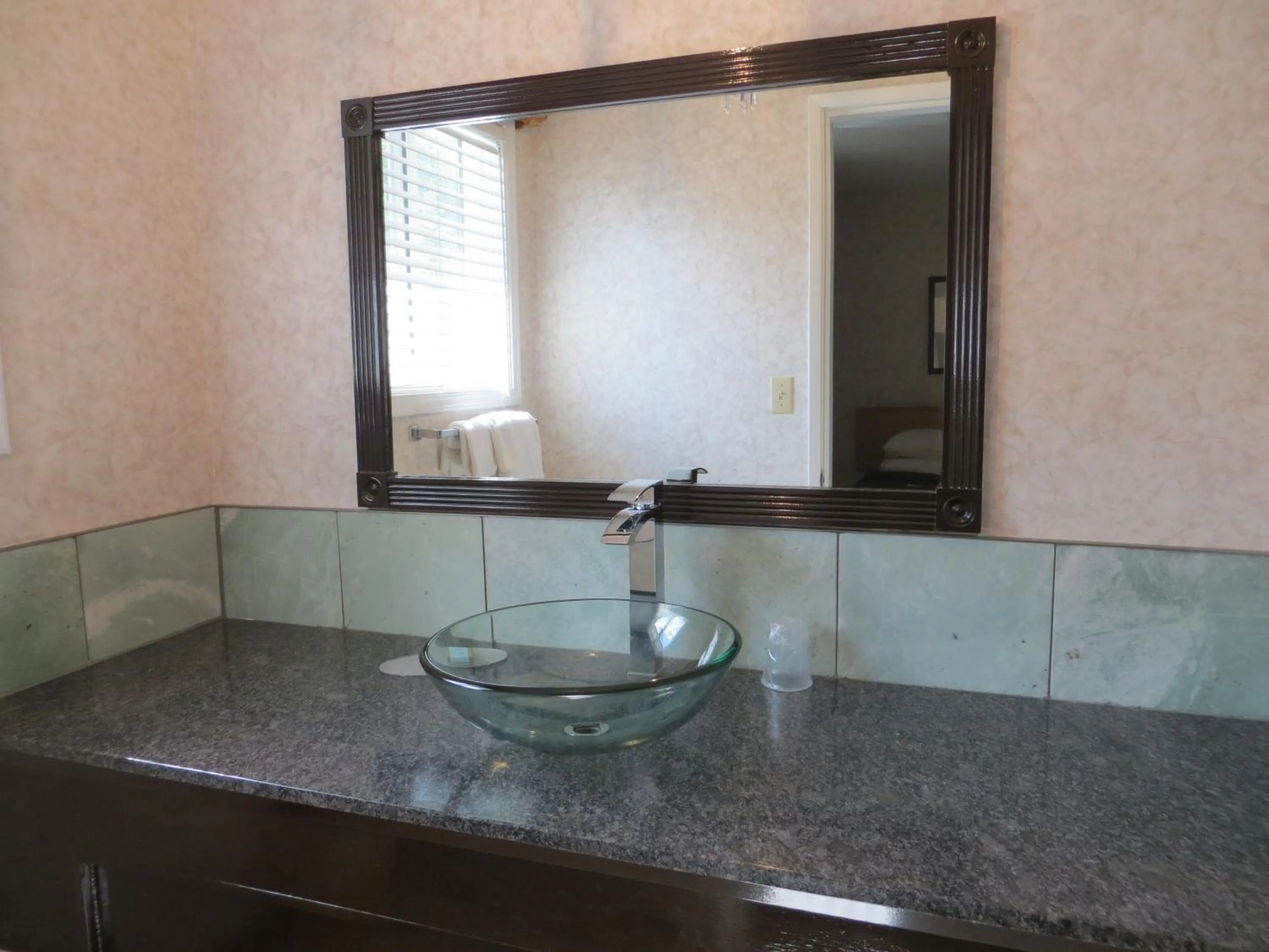 Bathroom in Travelodge by Wyndham Hope