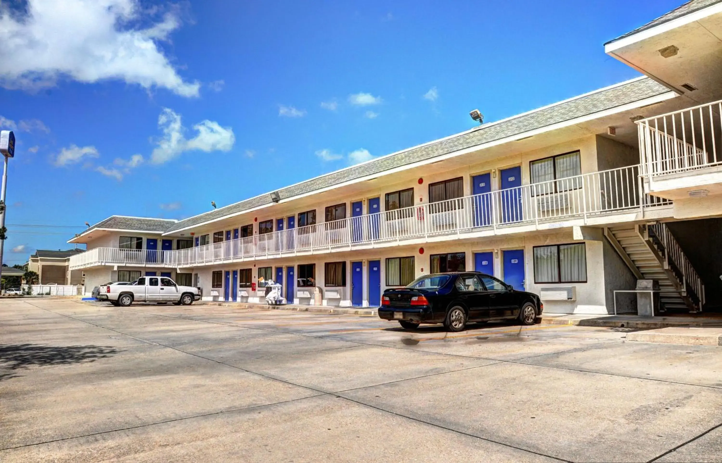 Property Building in Motel 6-Slidell, LA - New Orleans