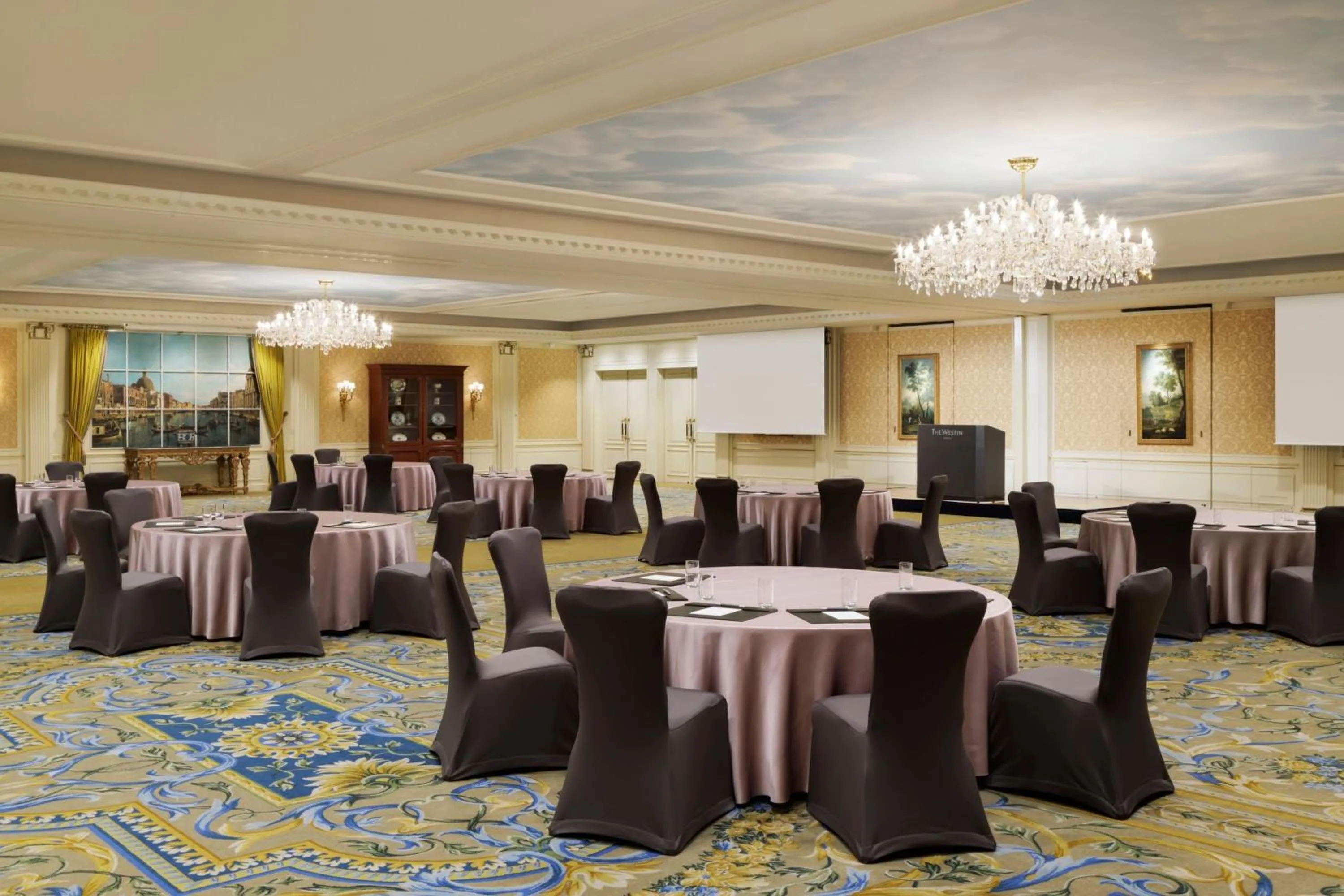 Meeting/conference room in The Westin Tokyo