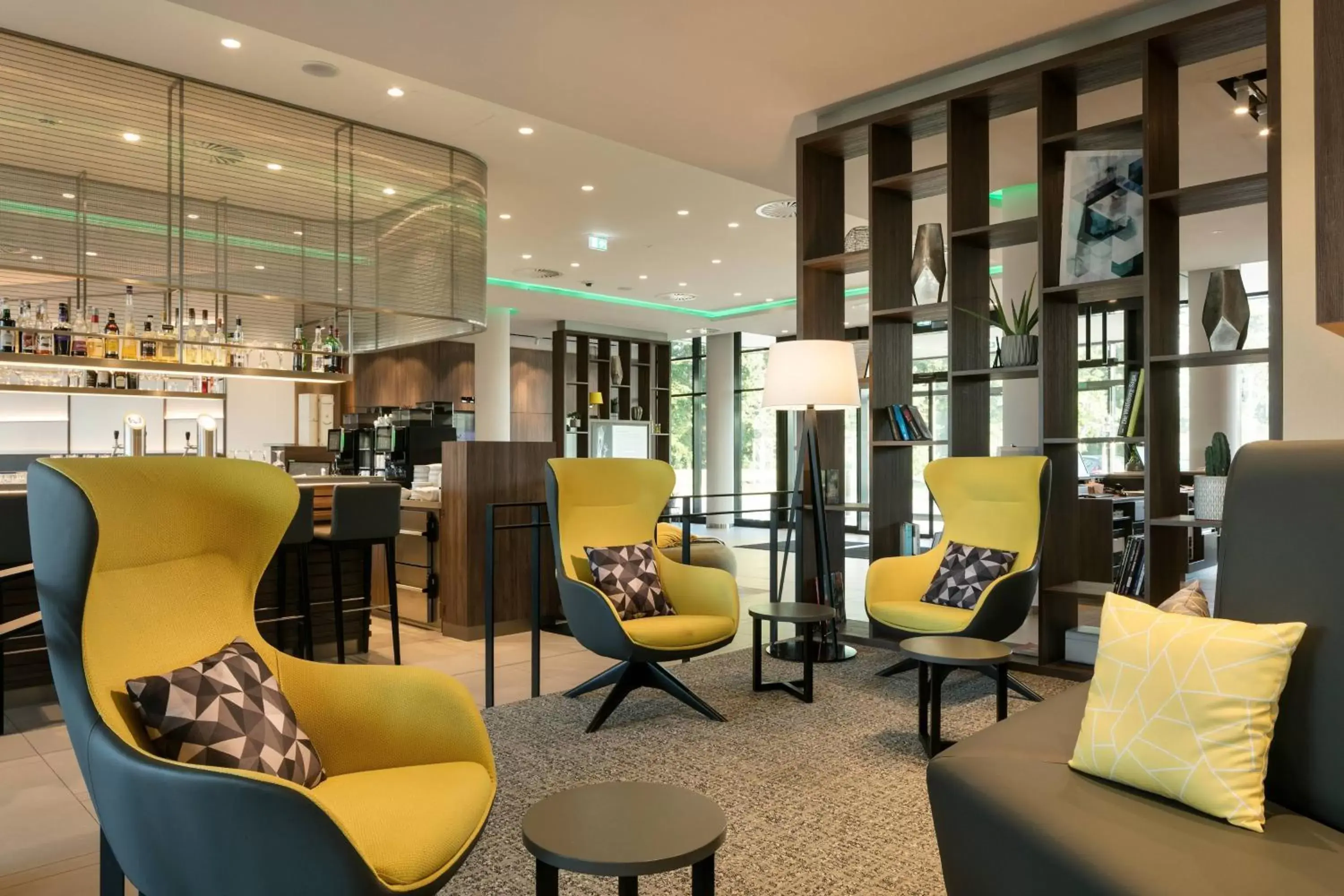 Lobby or reception, Lounge/Bar in Courtyard by Marriott Wolfsburg