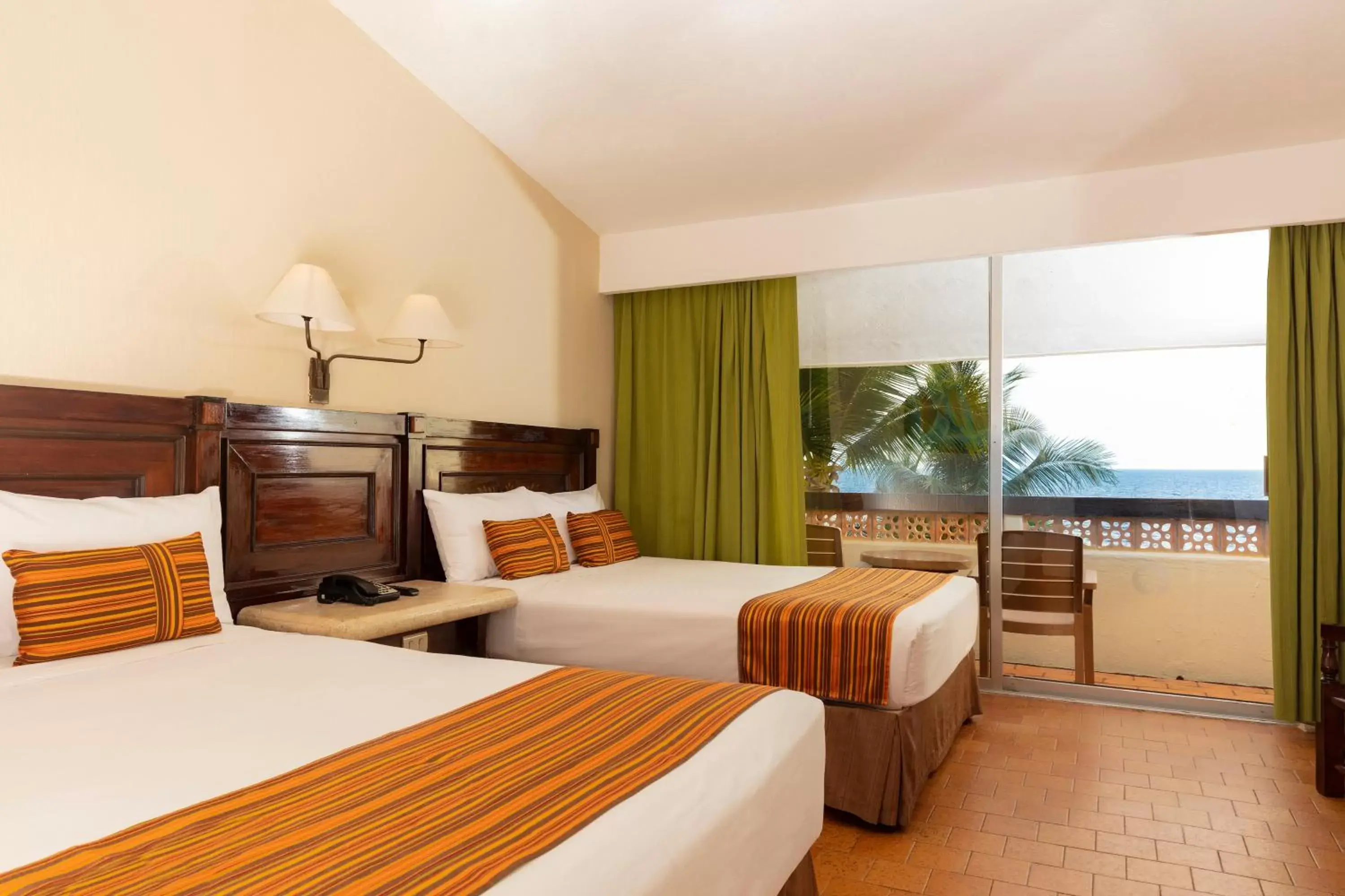 Bed in Las Palmas by the Sea All Inclusive