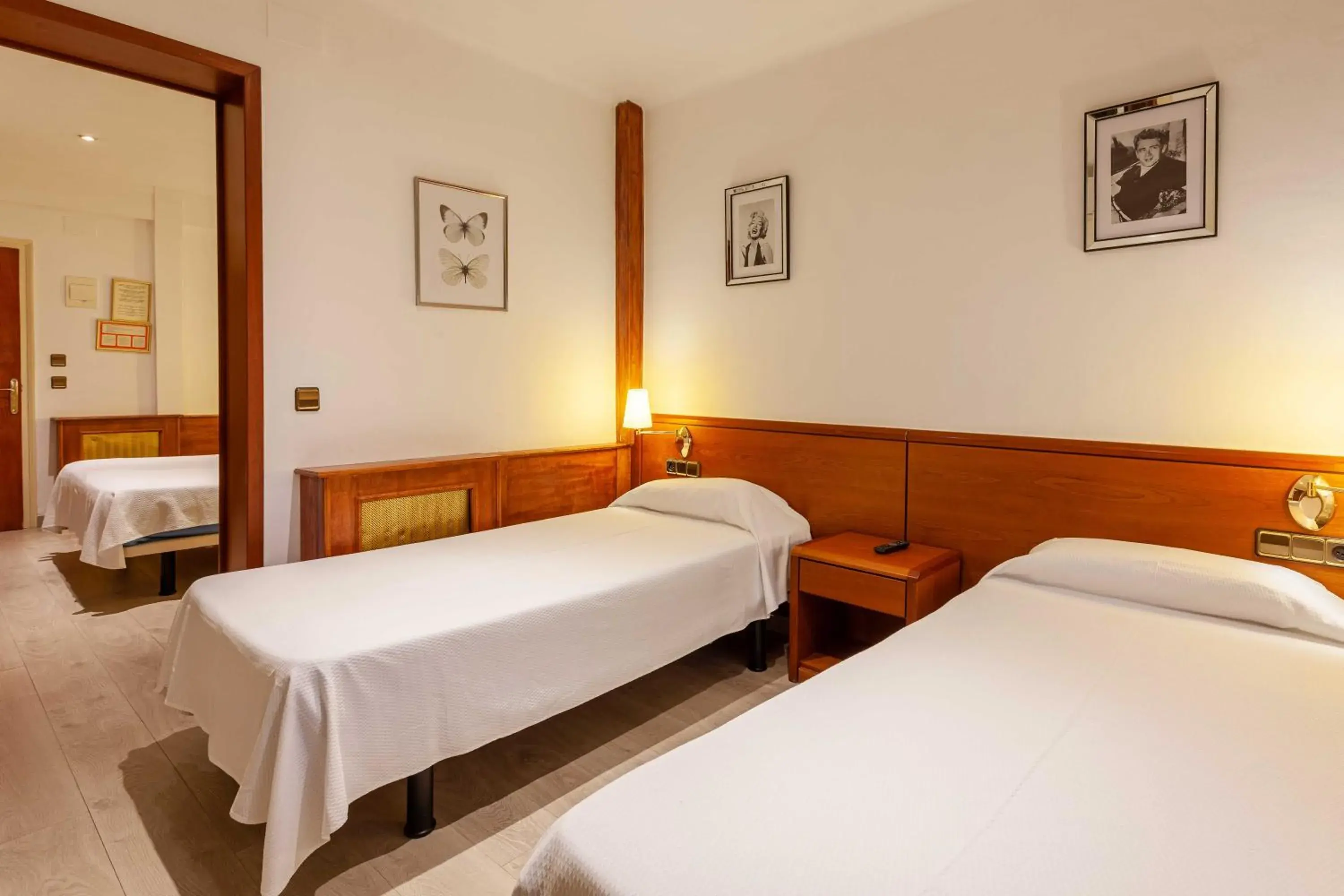 Bed in Hospedium Hotel Restaurant Trav