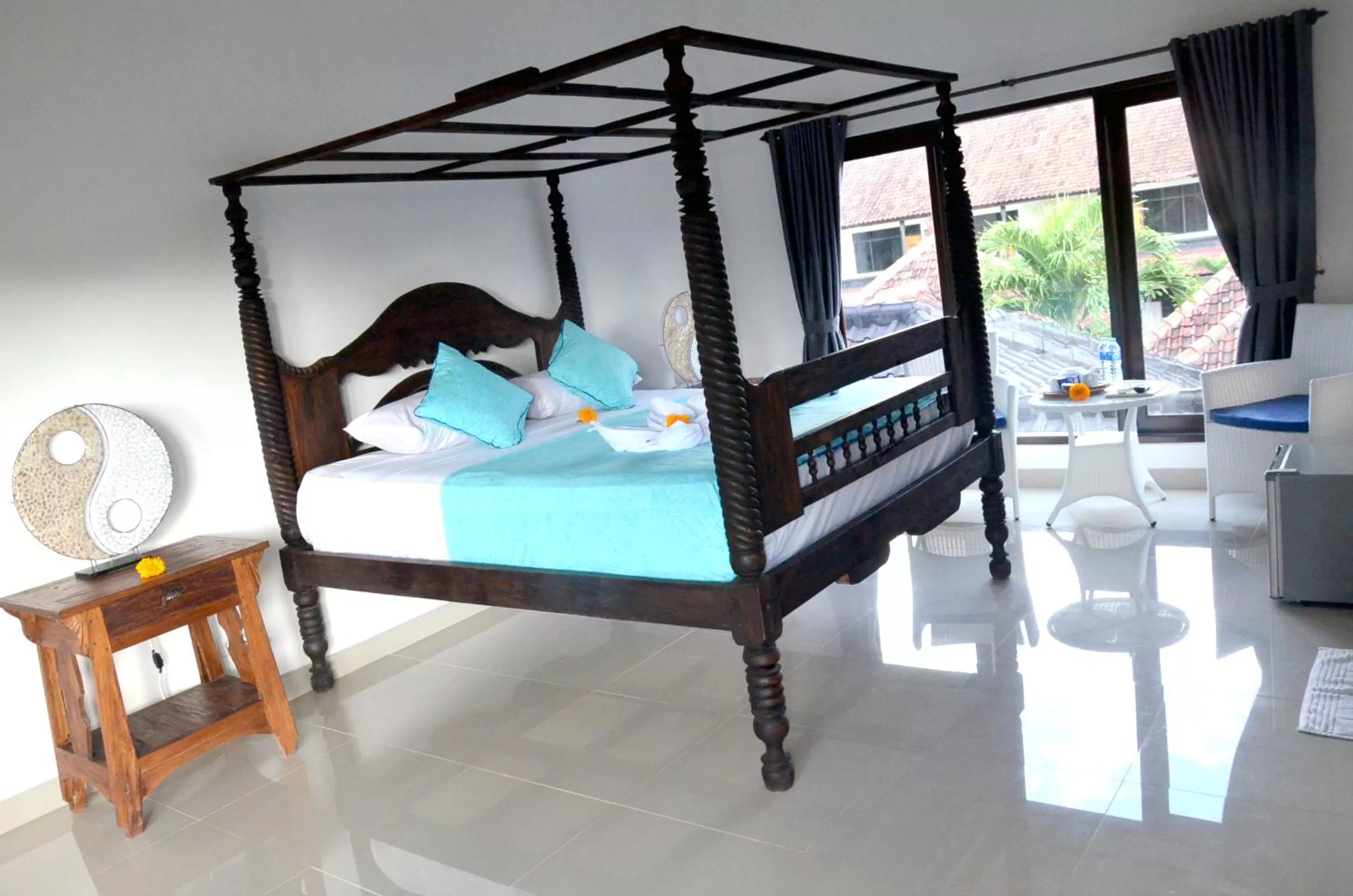 Deluxe Double or Twin Room with Sea View in Hotel Suma