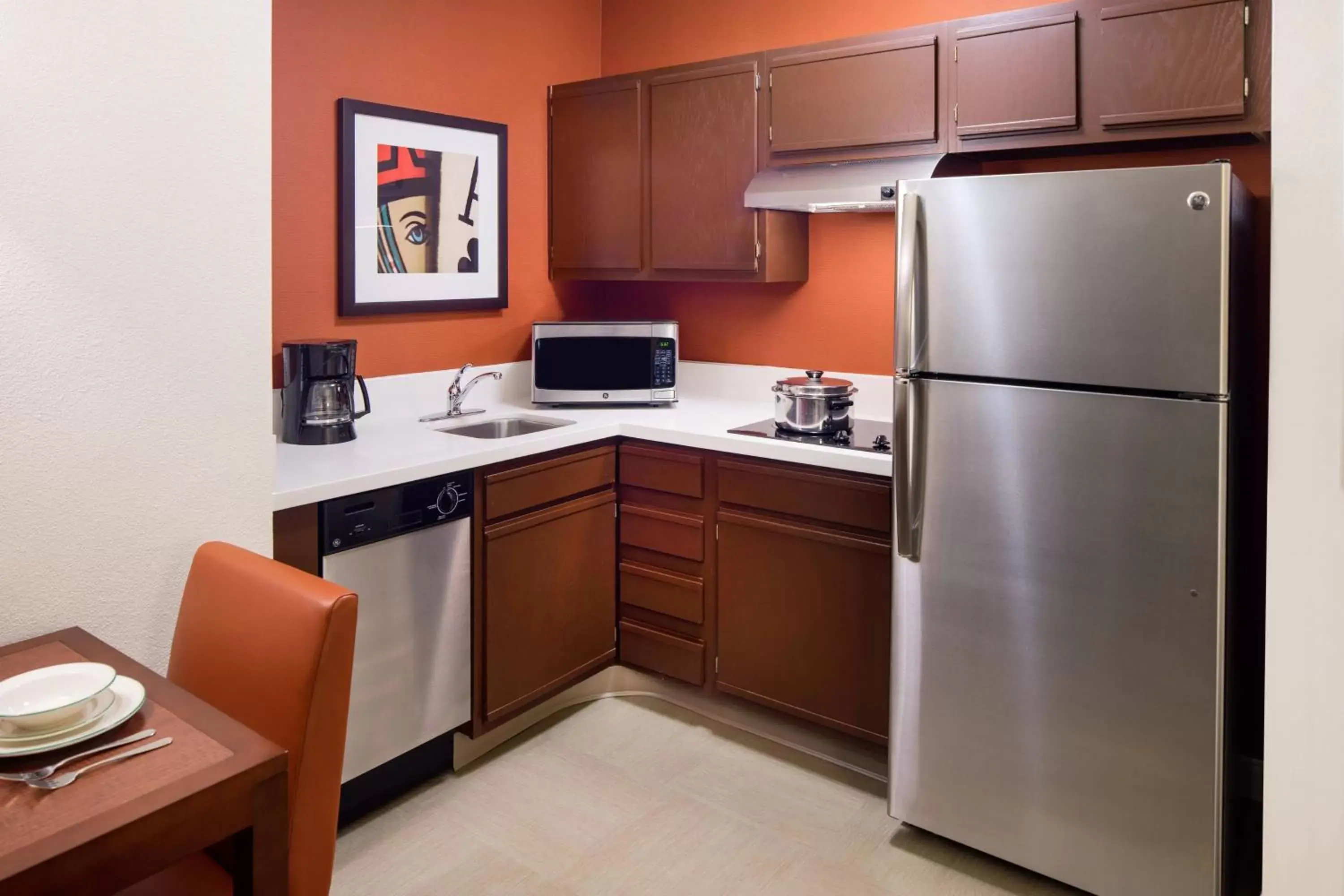 Kitchen or kitchenette, Kitchen/Kitchenette in Residence Inn by Marriott Las Vegas Hughes Center