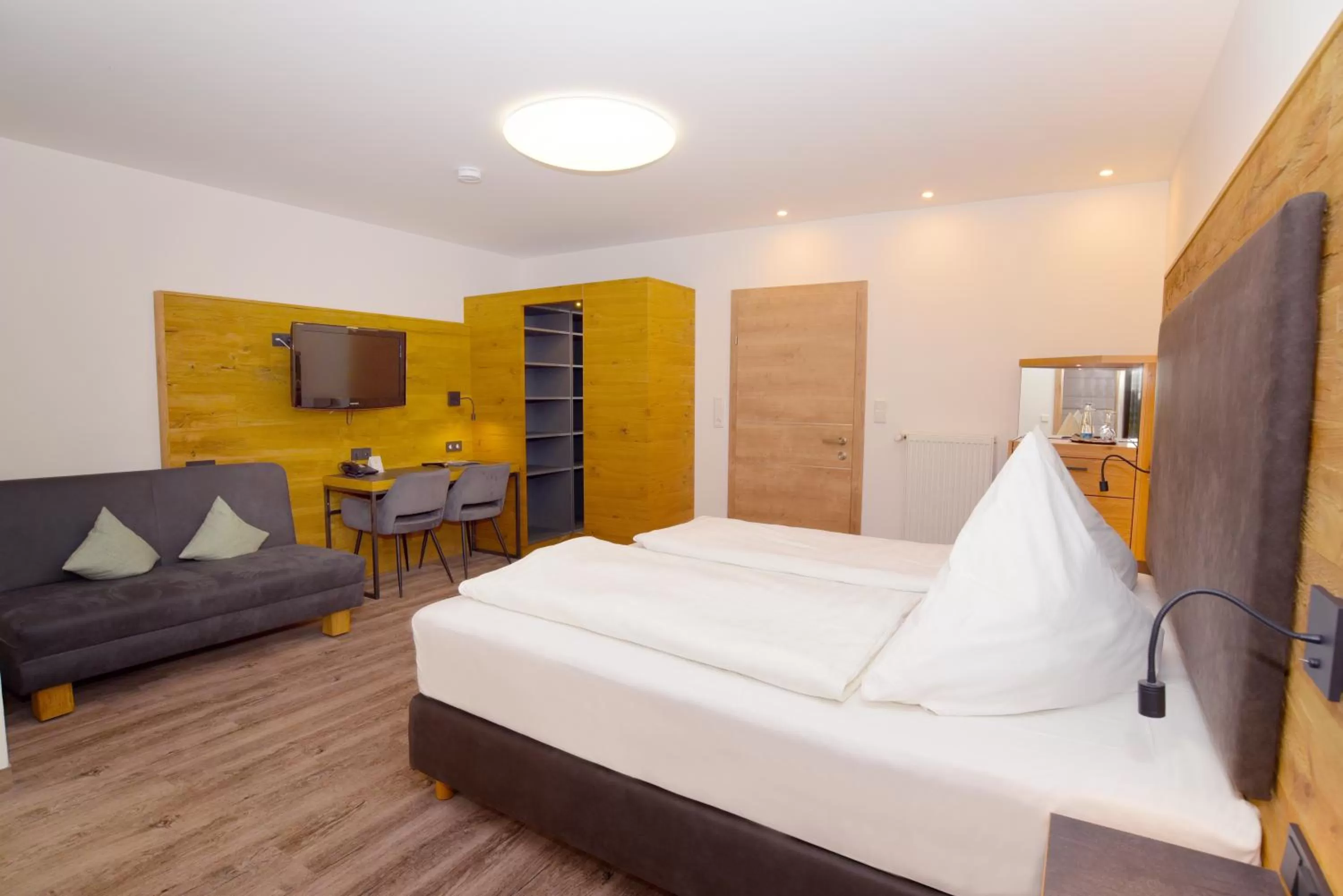 Bed in Krone - Hotel Garni