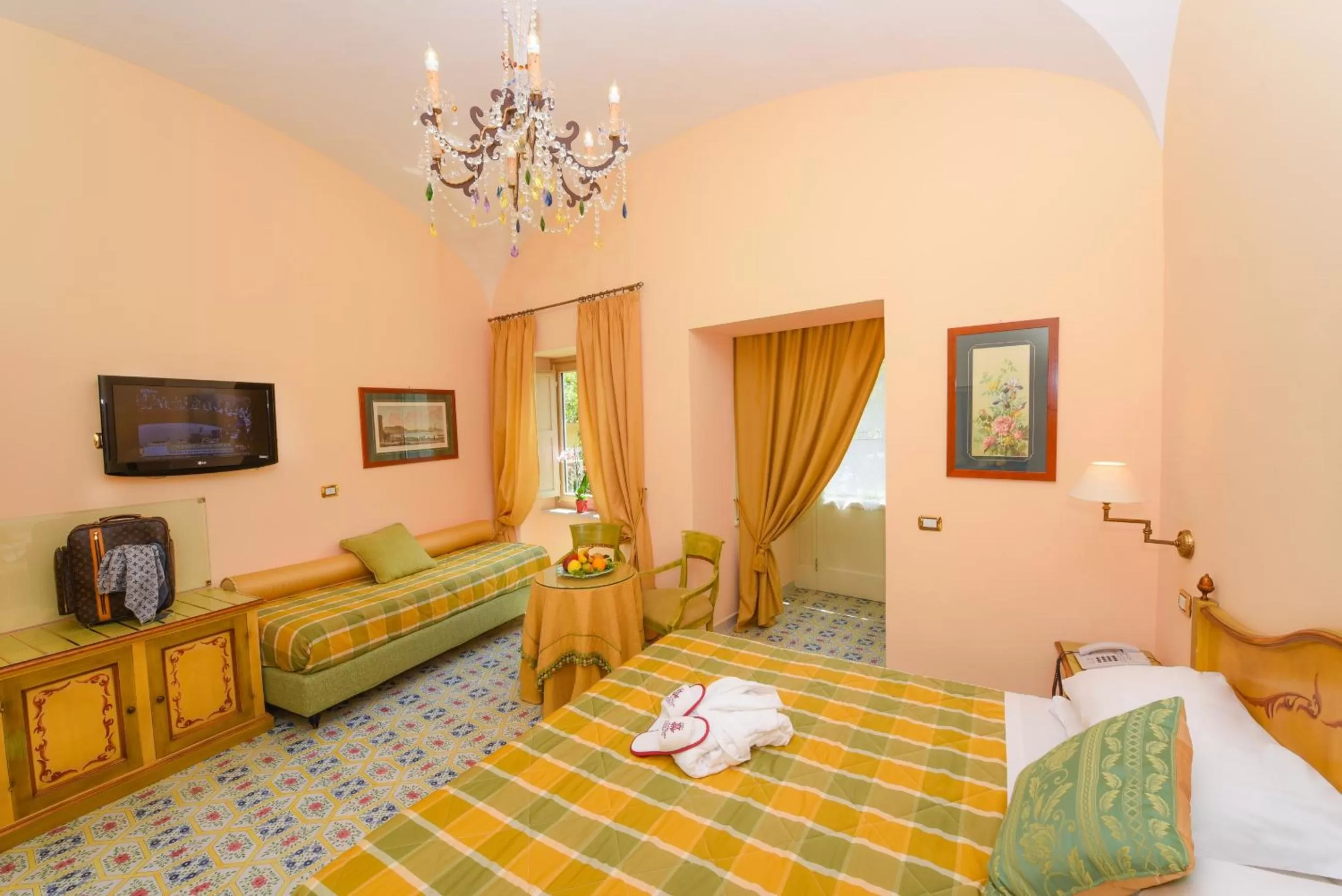 Photo of the whole room, Bed in Hotel Antiche Mura