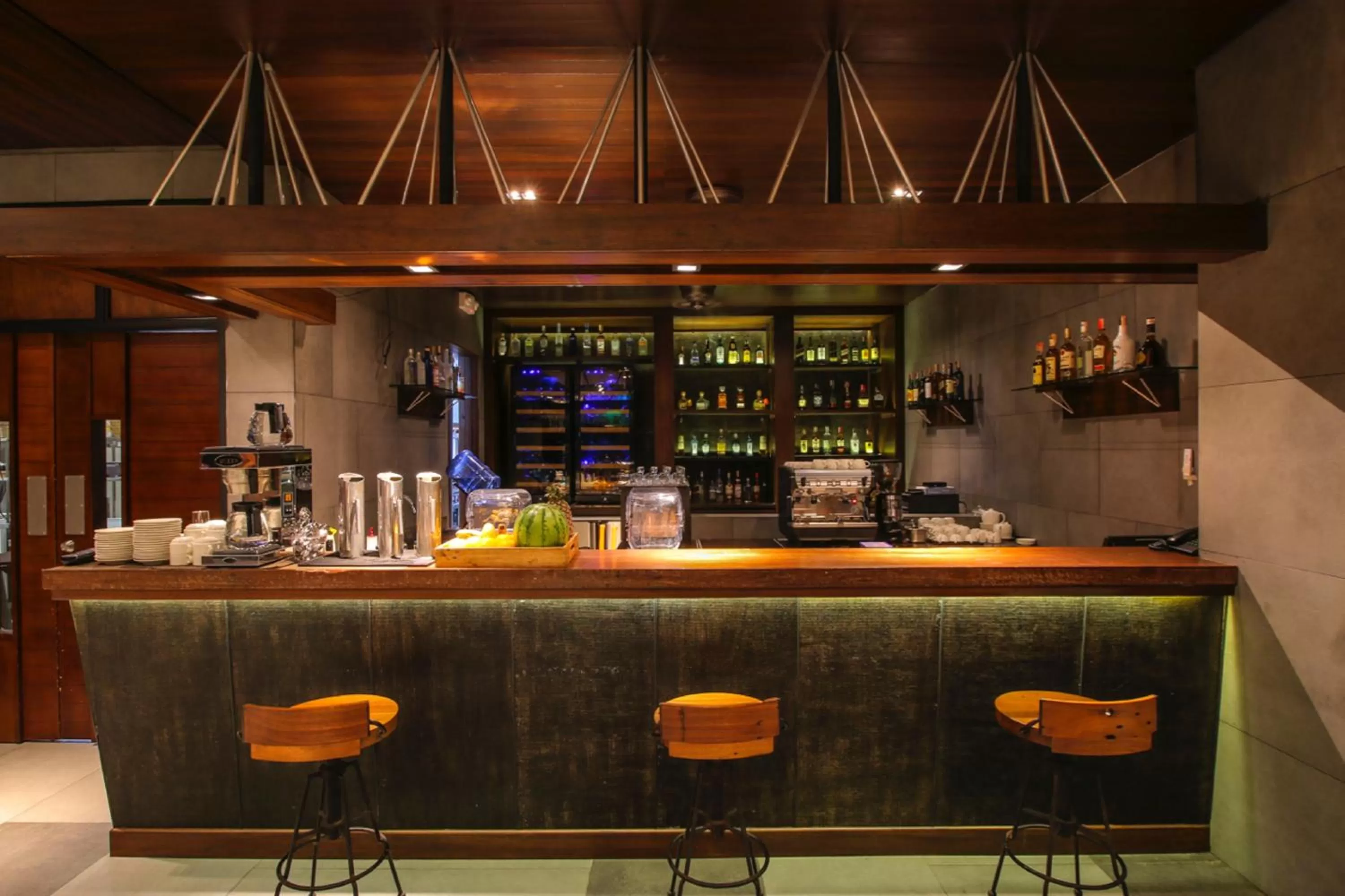 Restaurant/places to eat in Two Seasons Coron Bayside Hotel